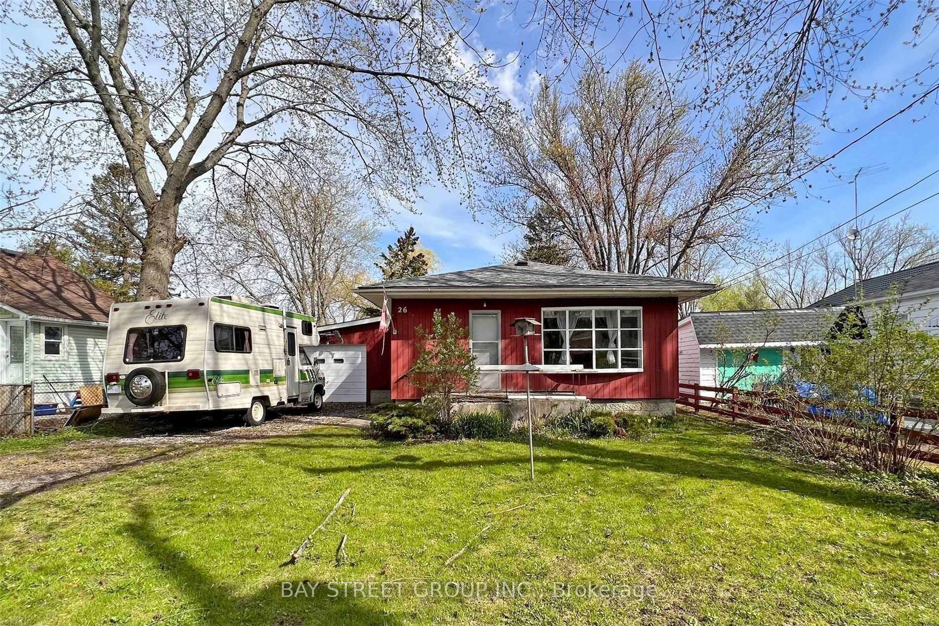 26 Douglas Road, Richmond Hill, ON L4E 3G9