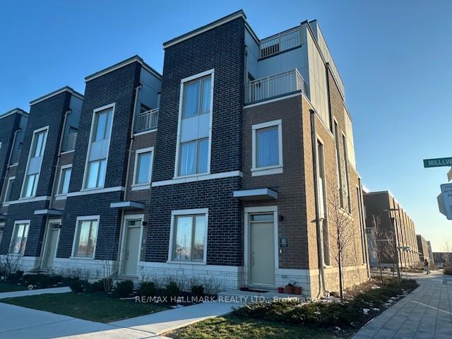 80 HoneyCrisp Crescent E TH373, Vaughan, ON L4K 0N7