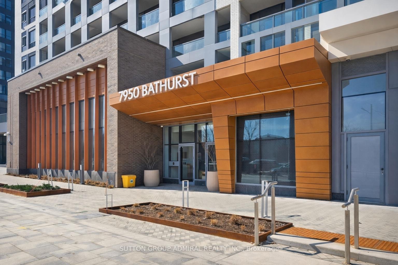 7950 Bathurst Street 905, Vaughan, ON L4J 0L4