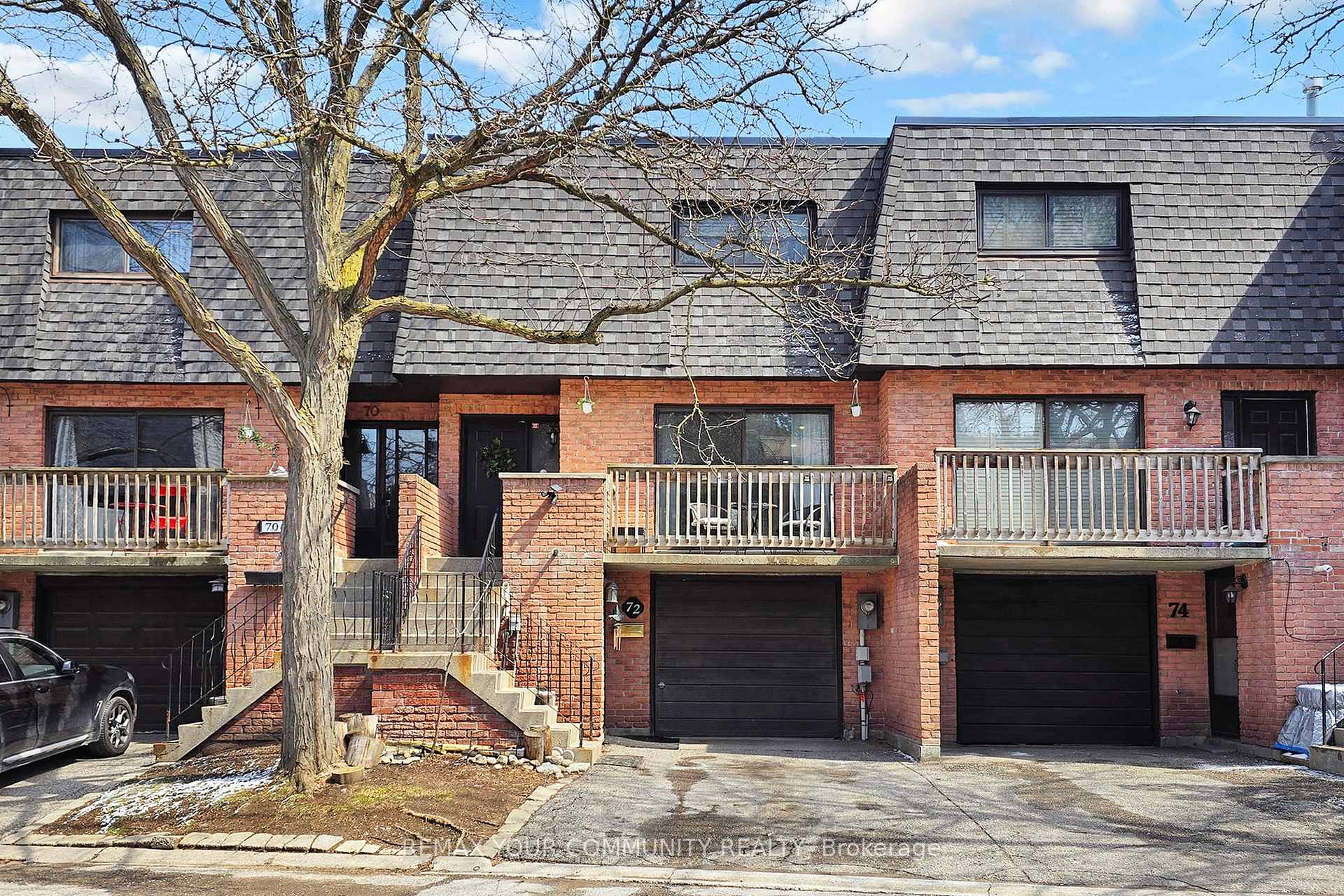 72 Ashglen Way 16, Markham, ON L3R 3A7
