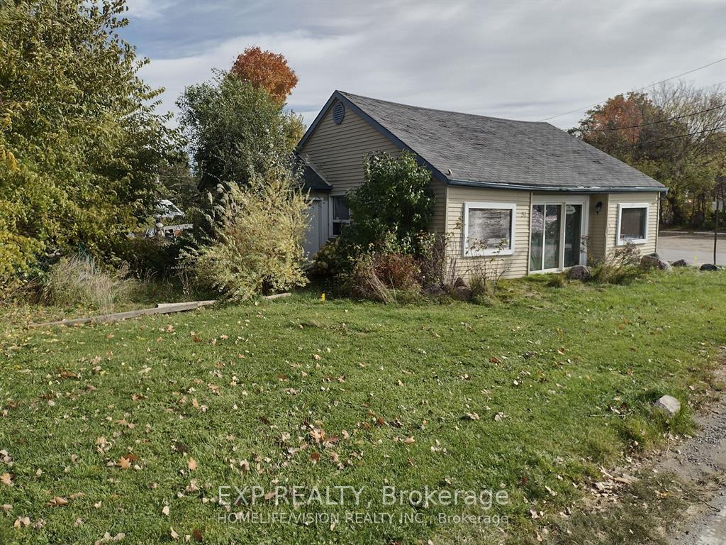 51 Lake Drive, Georgina, ON L4P 1A5 — Georgina, Ontario