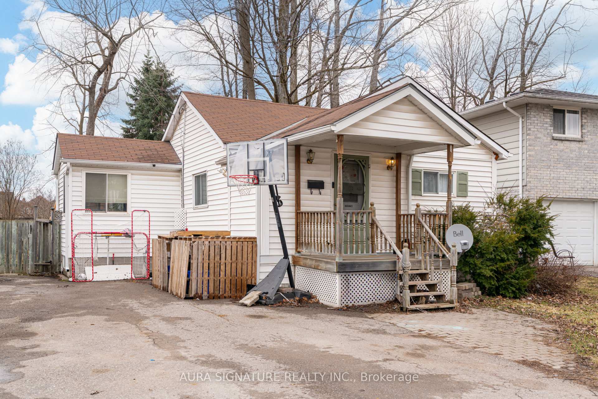 20 Riveredge Drive, Georgina — photo 2 of 5