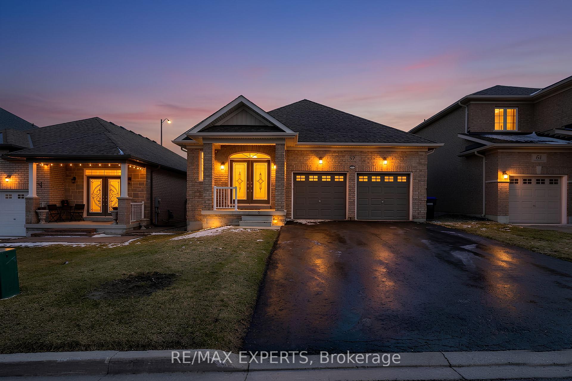 57 Hopkins Crescent N, Bradford West Gwillimbury, ON L3Z 0R7