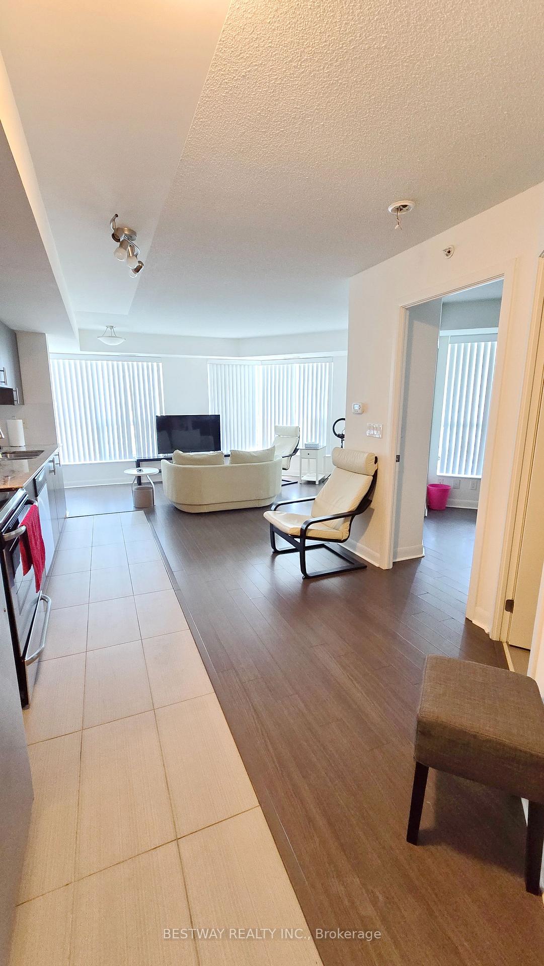 75 Norman Bethune Avenue 208, Richmond Hill, ON L4B 0B6