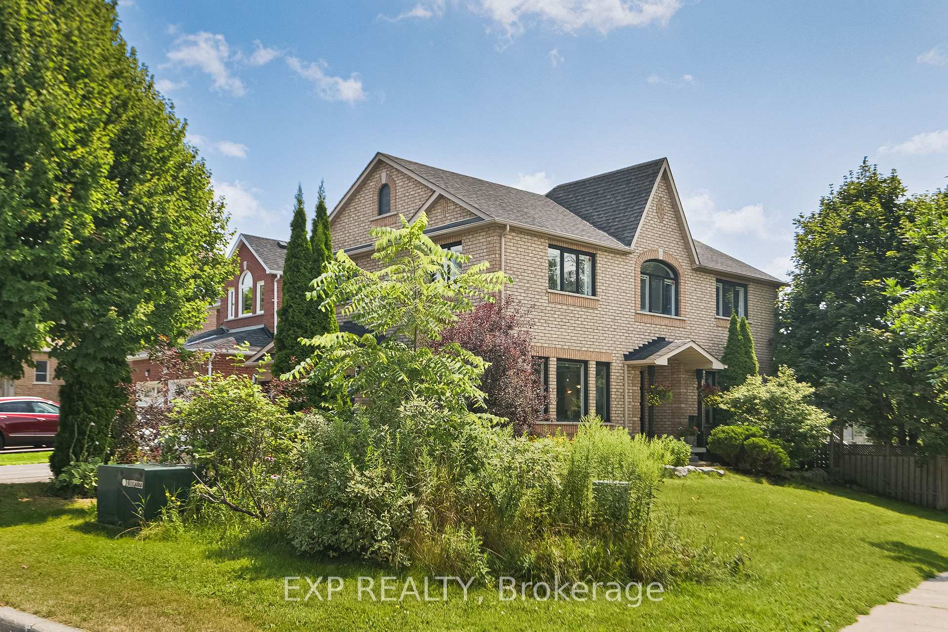 29 Batson Drive, Aurora, ON L4G 7G8