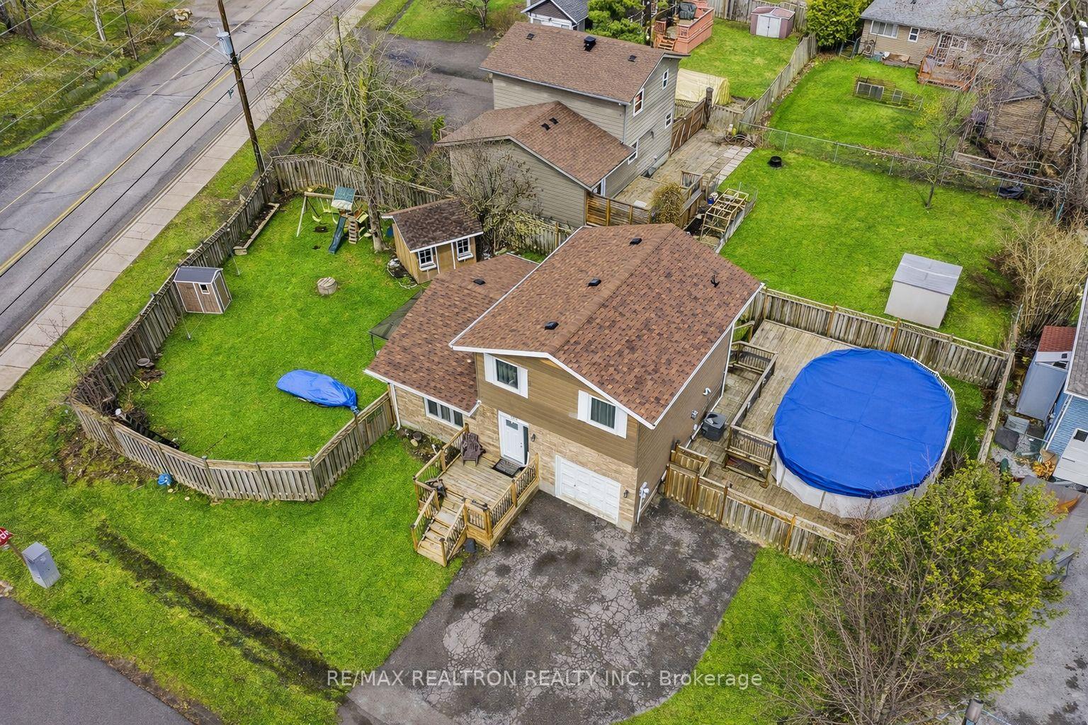 184 Silas Boulevard, Georgina — photo 2 of 5