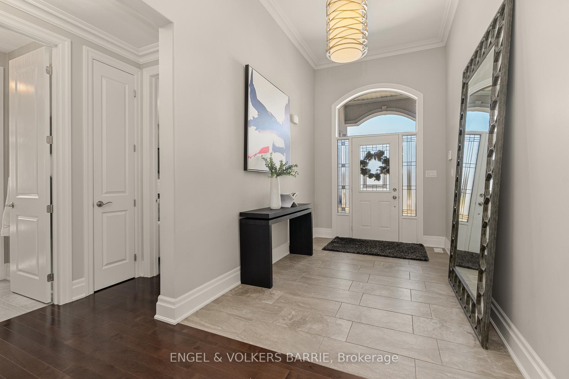 327 Sunnybrae Avenue, Innisfil — photo 4 of 5