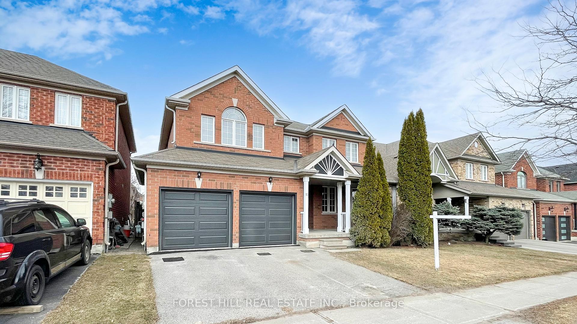 10 Reddenhurst Crescent, Georgina — photo 2 of 5