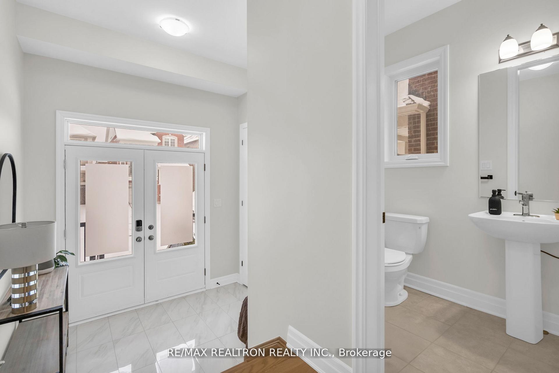 669 Newlove Street, Innisfil — photo 4 of 5