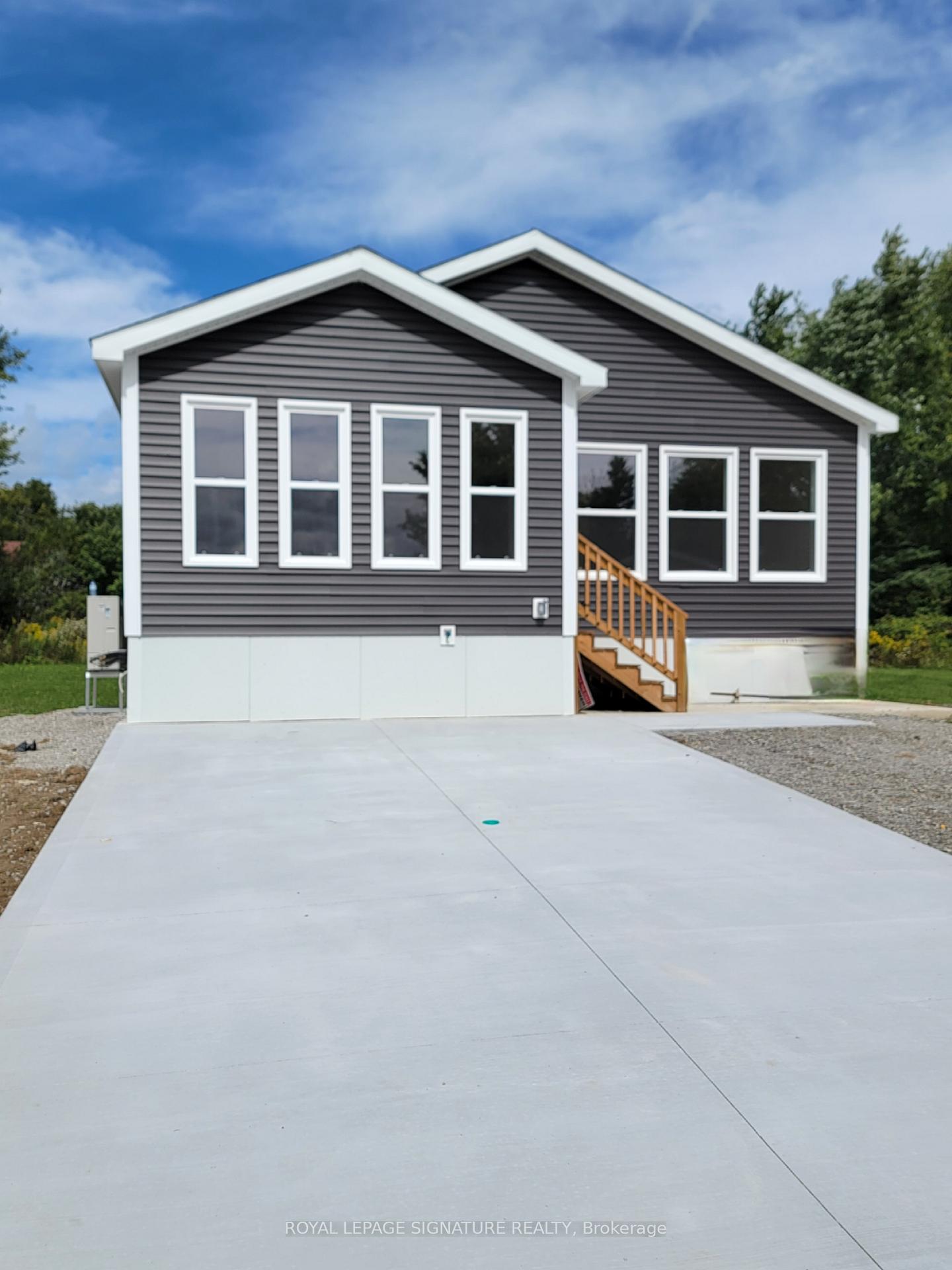 14 Briarwood Place, Innisfil — photo 4 of 5