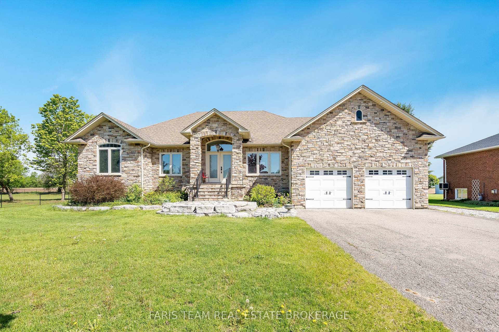 30 Fisher Drive, Adjala-Tosorontio, ON L0M 1J0 — Adjala-Tosorontio, Ontario
