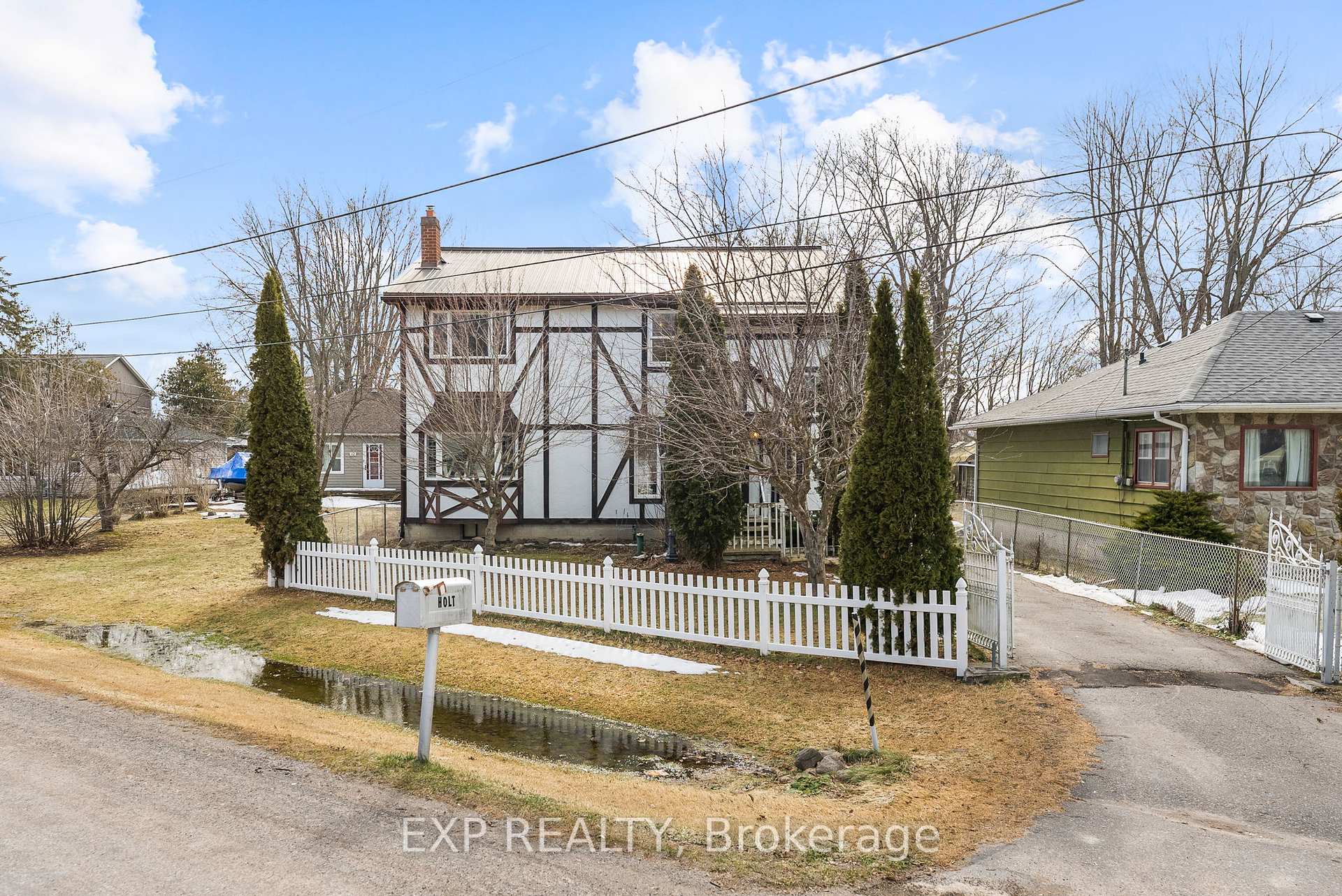 46 Isle Vista Drive, Georgina — photo 3 of 5