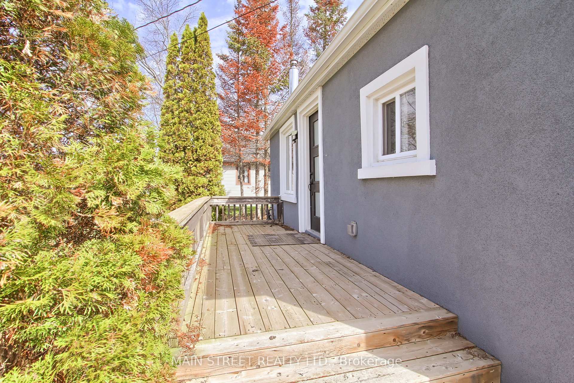 127 Woodfield Drive N, Georgina — photo 2 of 5