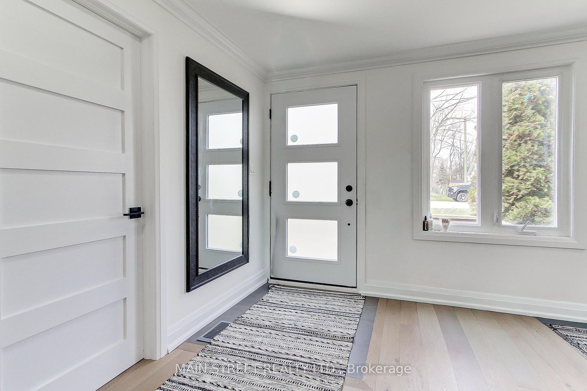 127 Woodfield Drive N, Georgina — photo 3 of 5