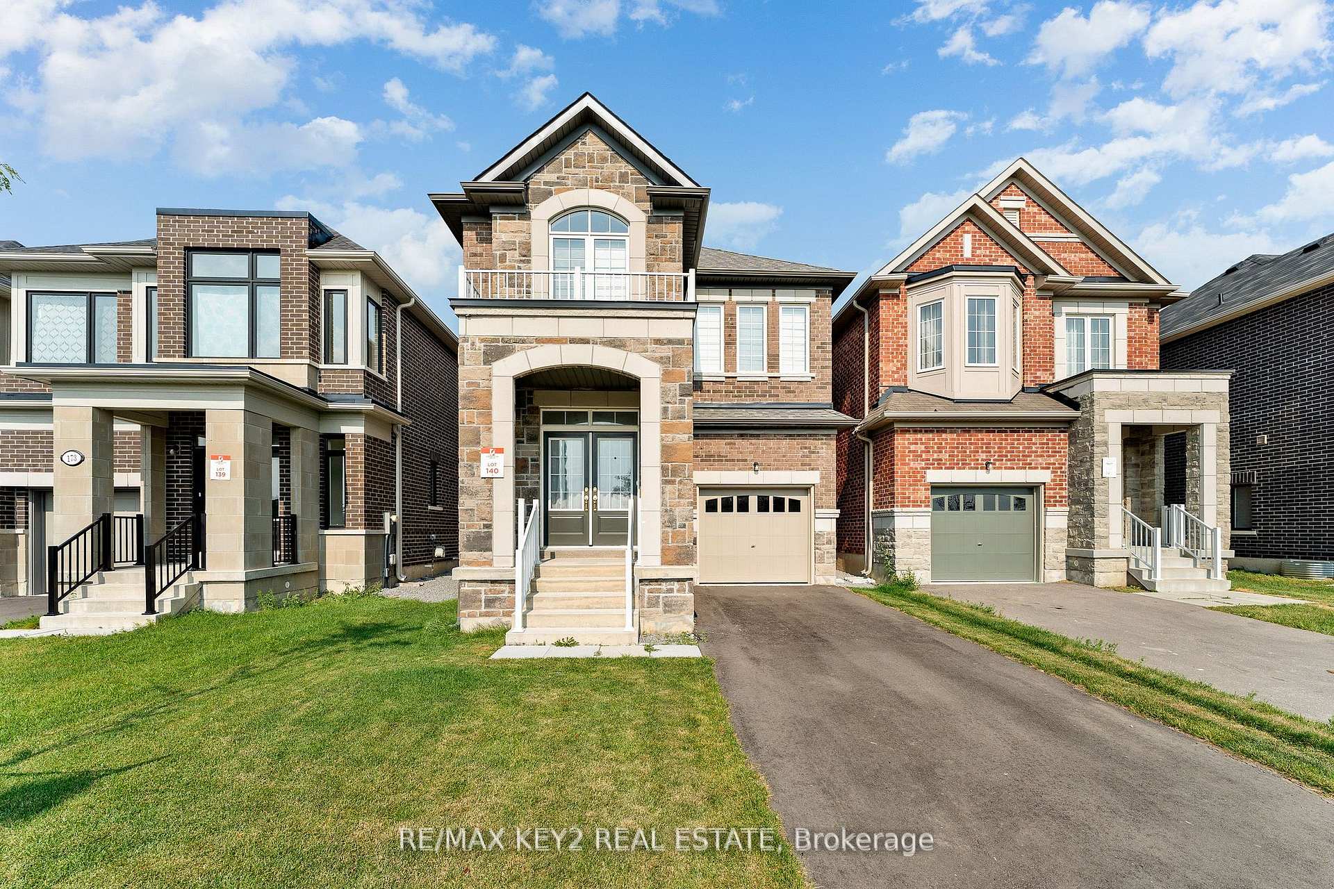 175 Hartney Drive, Richmond Hill, ON L4S 0L1