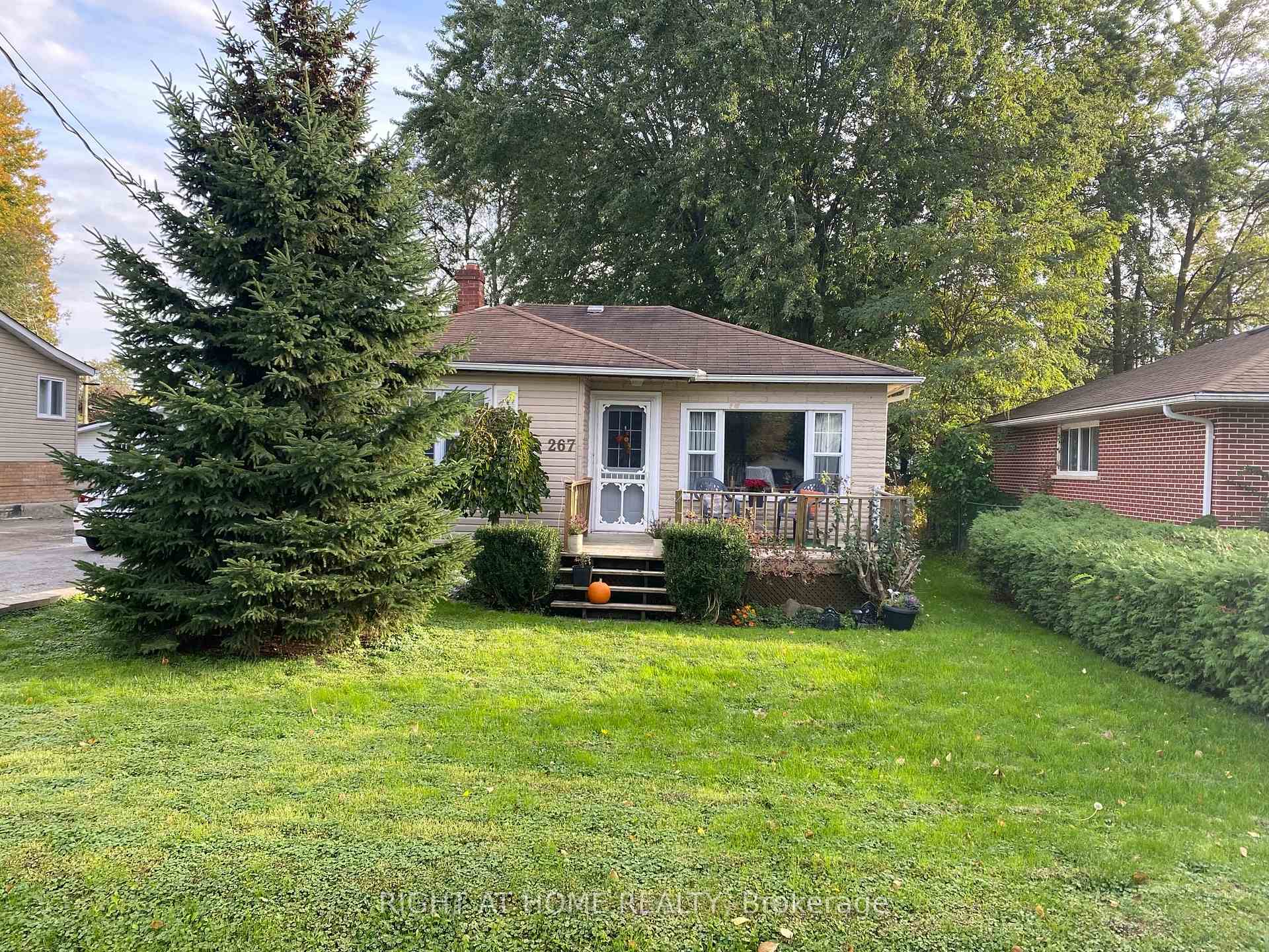 267 Rayners Road, Georgina, ON L4P 1G5
