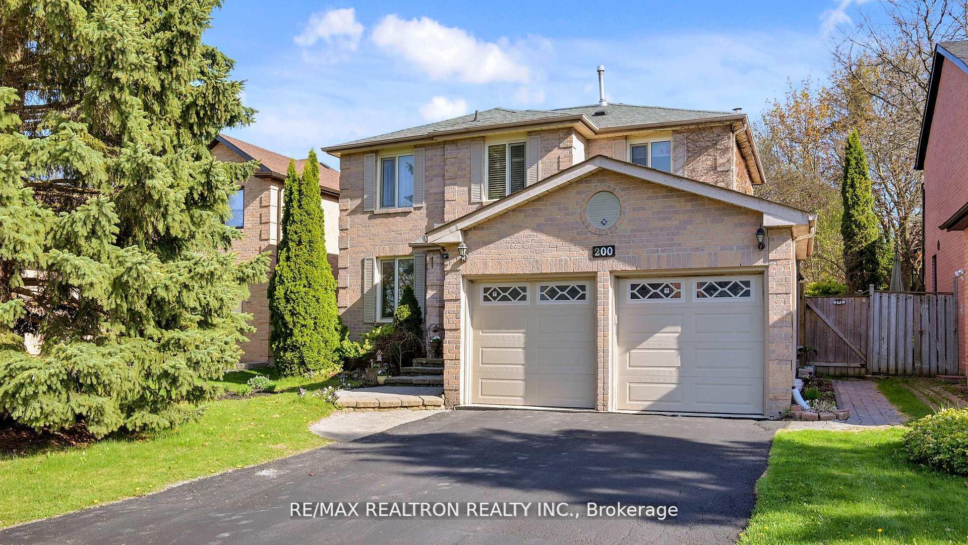 200 Mccaffrey Road, Newmarket, ON L3X 1J9