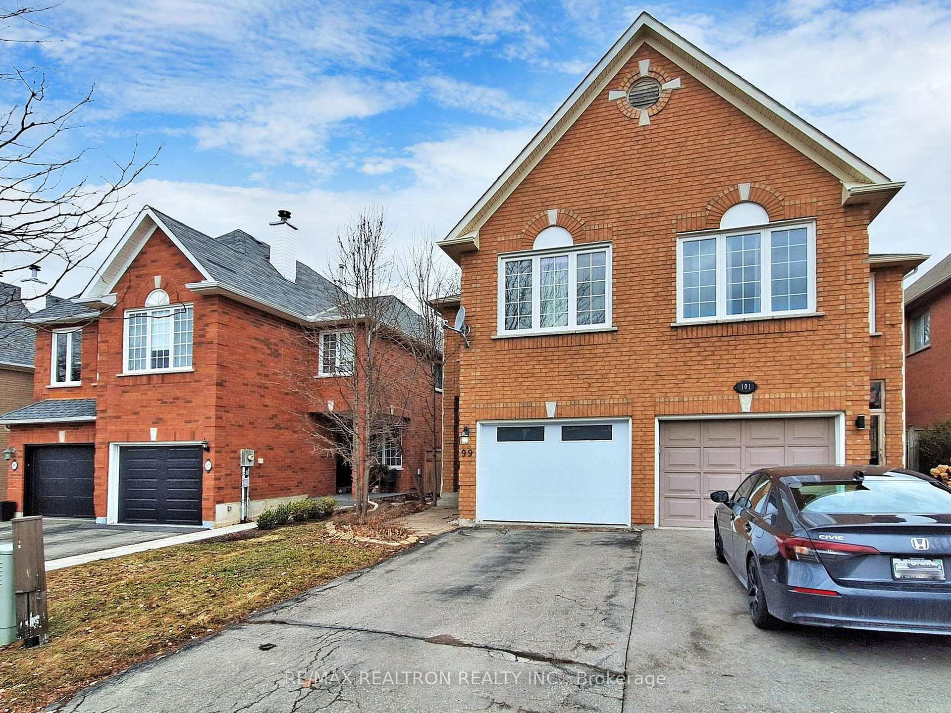 99 Widdifield Avenue, Newmarket, ON L3X 1Z3