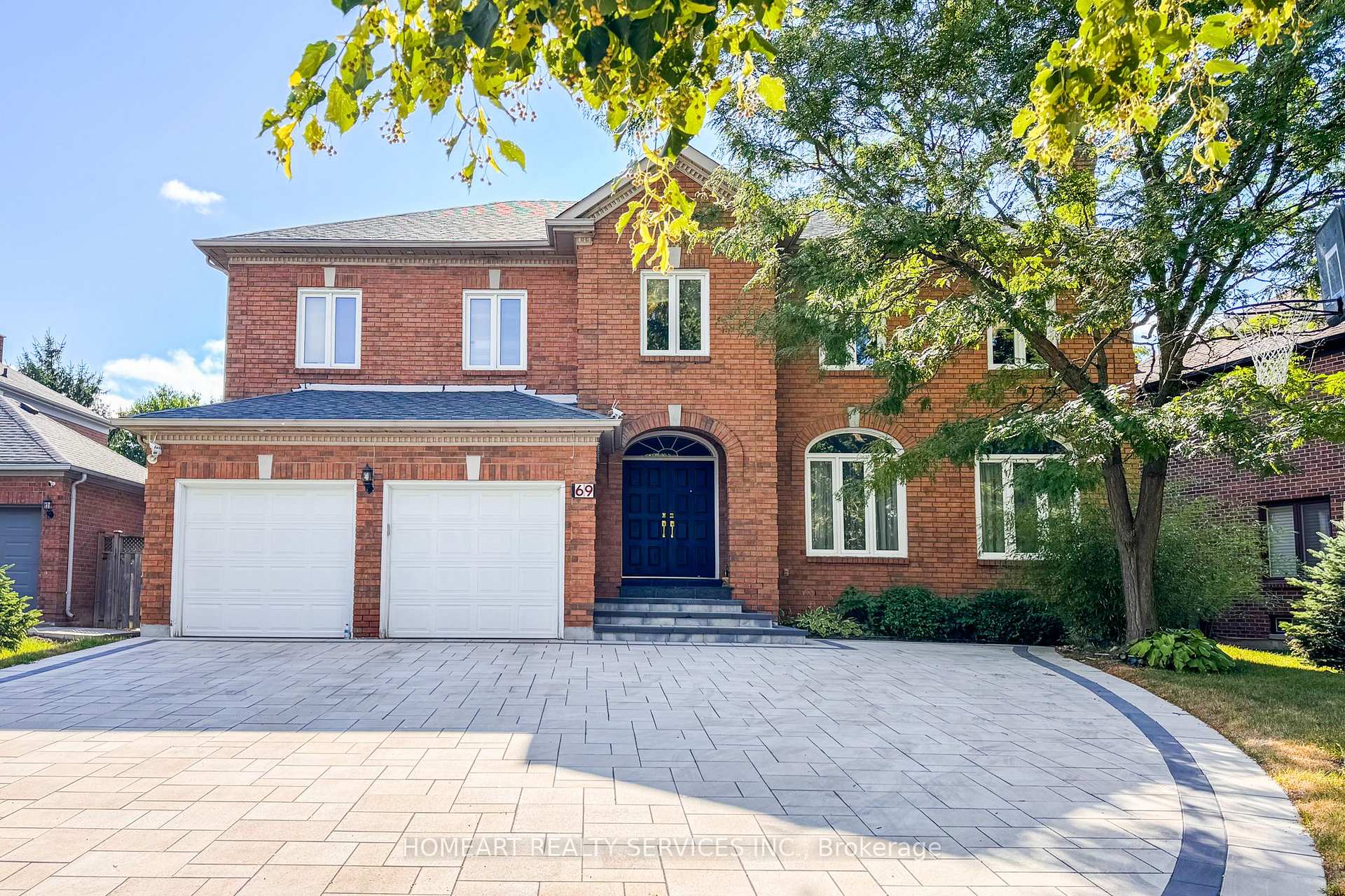 69 Ava Crescent, Richmond Hill, ON L4B 2X5