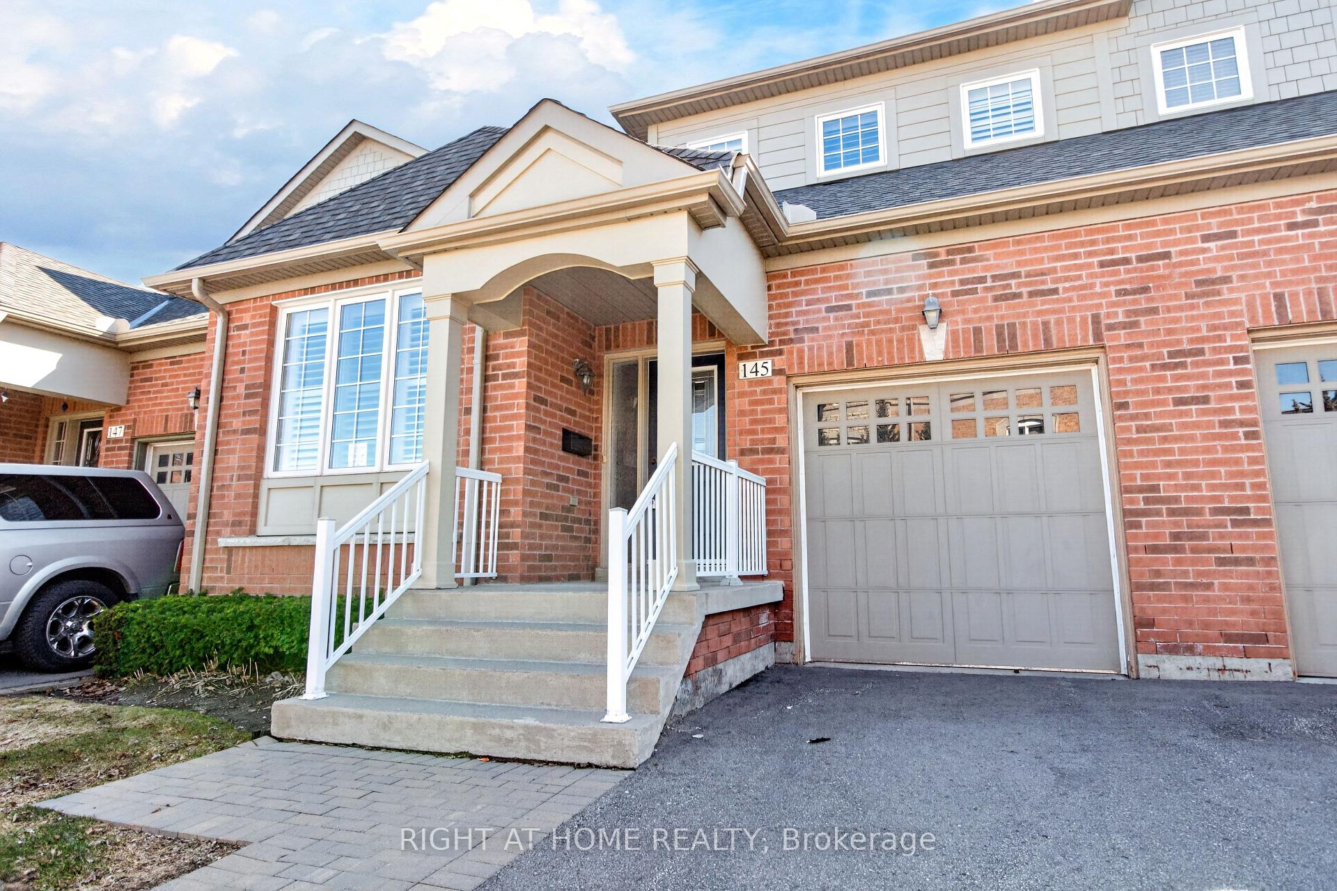 145 Louisbourg Way, Markham, ON L6E 2A2