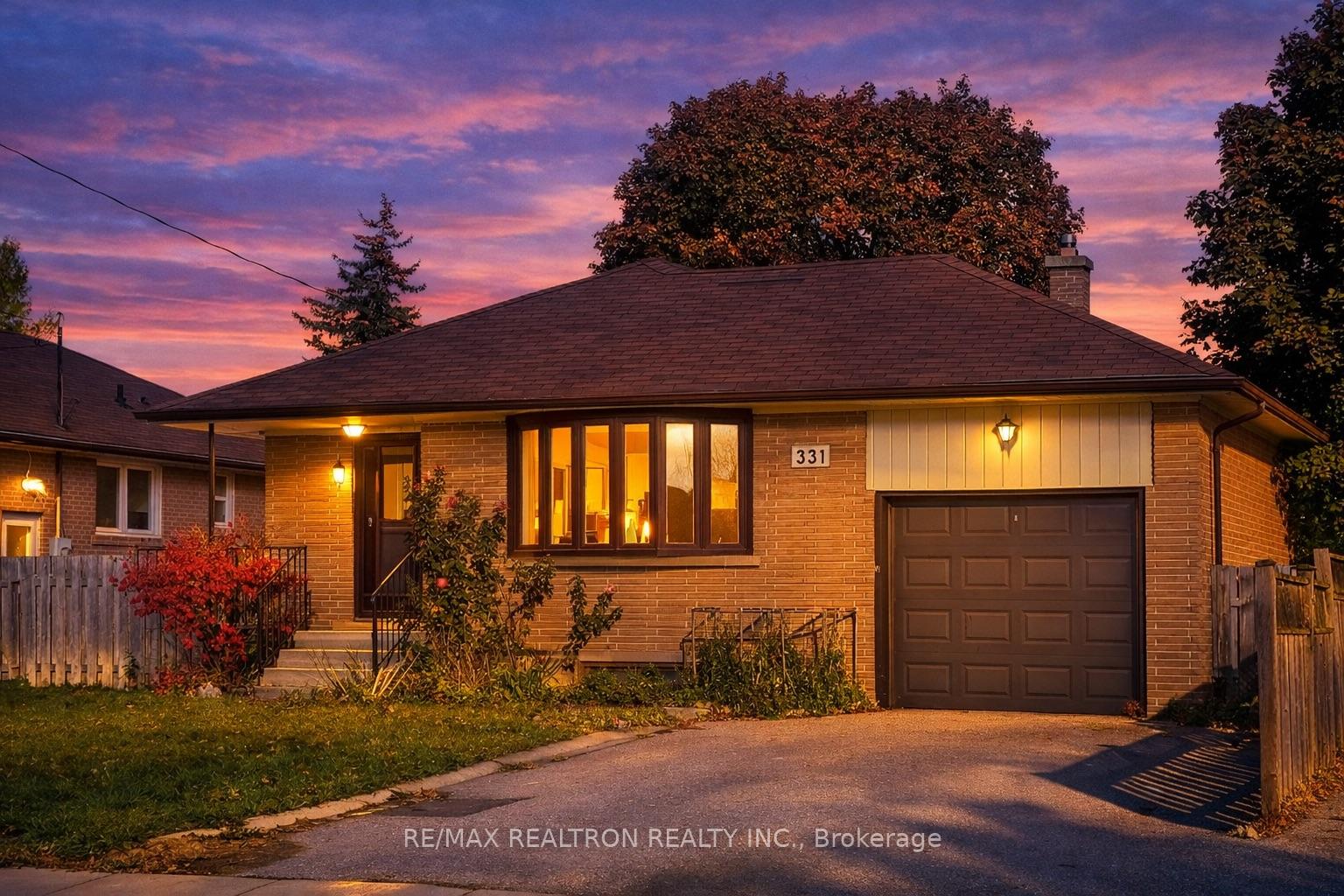 331 Boisdale Avenue, Richmond Hill, ON L4C 1R4