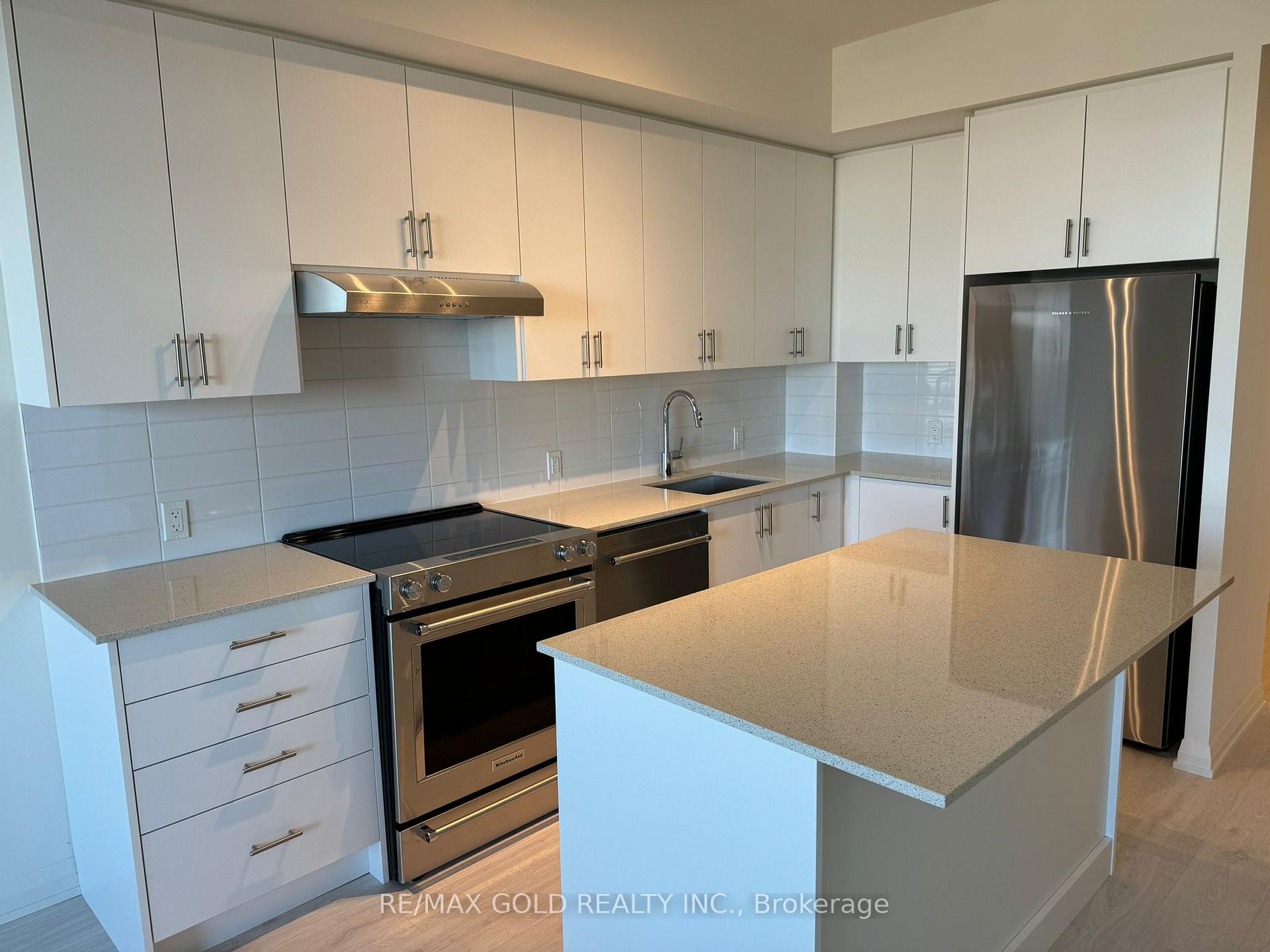 8960 Jane Street N 410, Vaughan, ON L4K 0N9