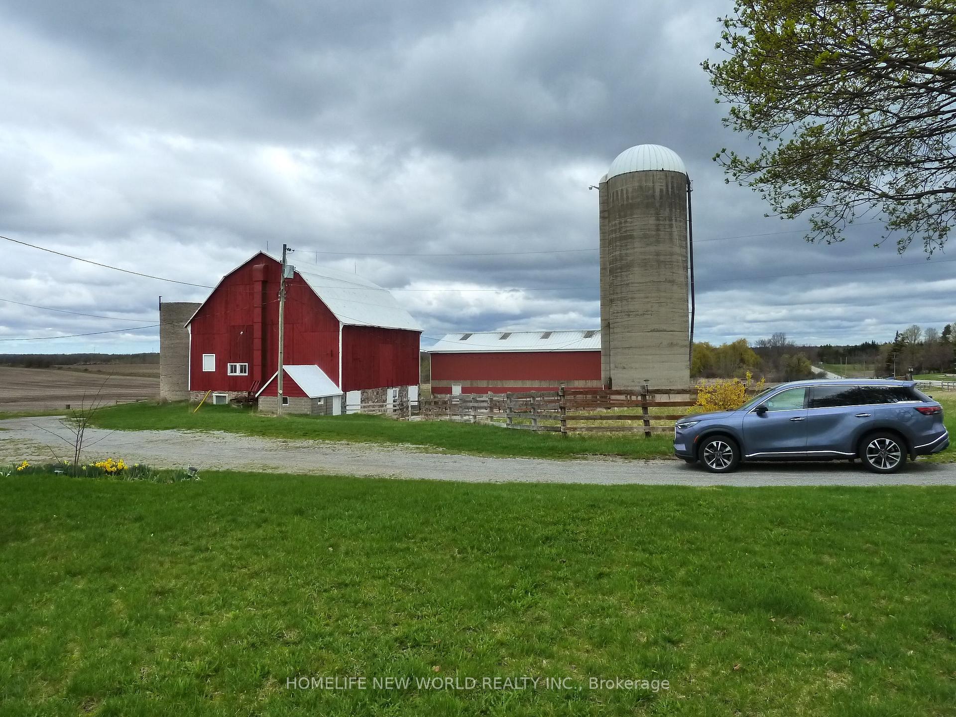 23702 Kennedy Road, Georgina — photo 3 of 5