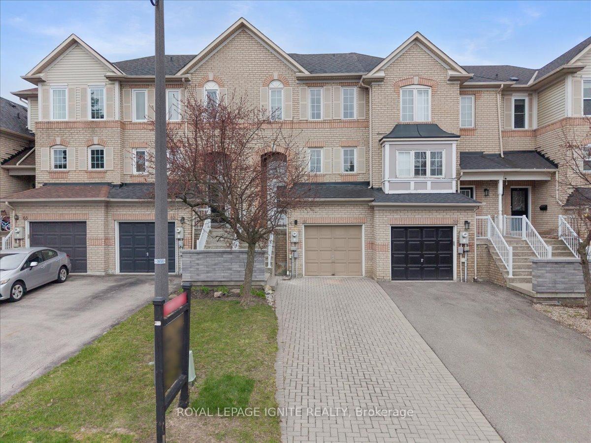 61 Baywell Crescent, Aurora, ON L4G 7N4 — Aurora, Ontario