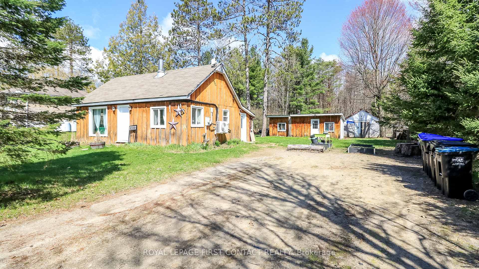 8332 Main Street, Adjala-Tosorontio, ON L0M 1M0 — Adjala-Tosorontio, Ontario
