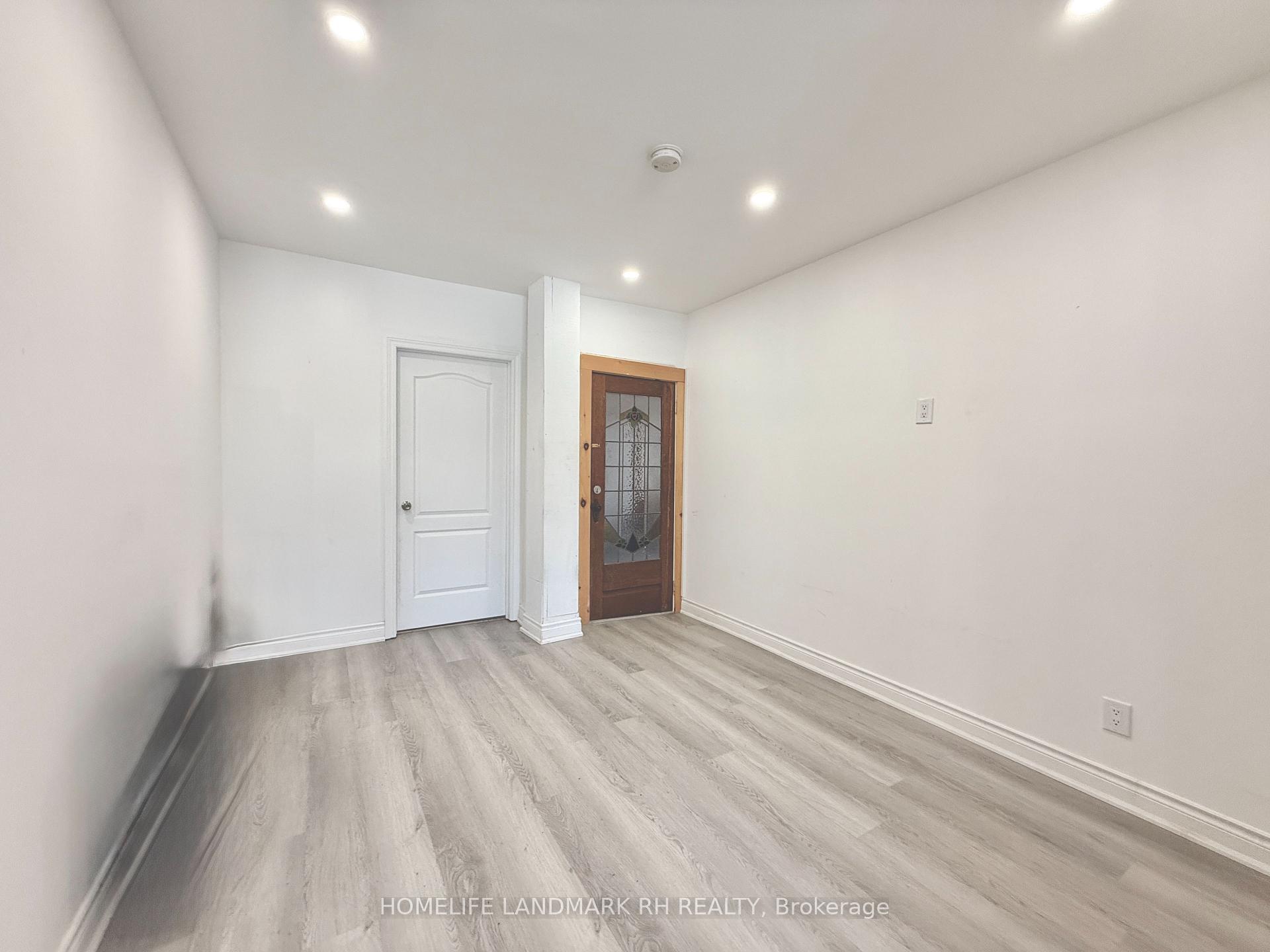 25066 Commodore Road 105, Brock — photo 3 of 5