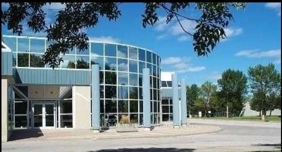 60 GRANTON Drive 7, Richmond Hill, ON L4B 2N6