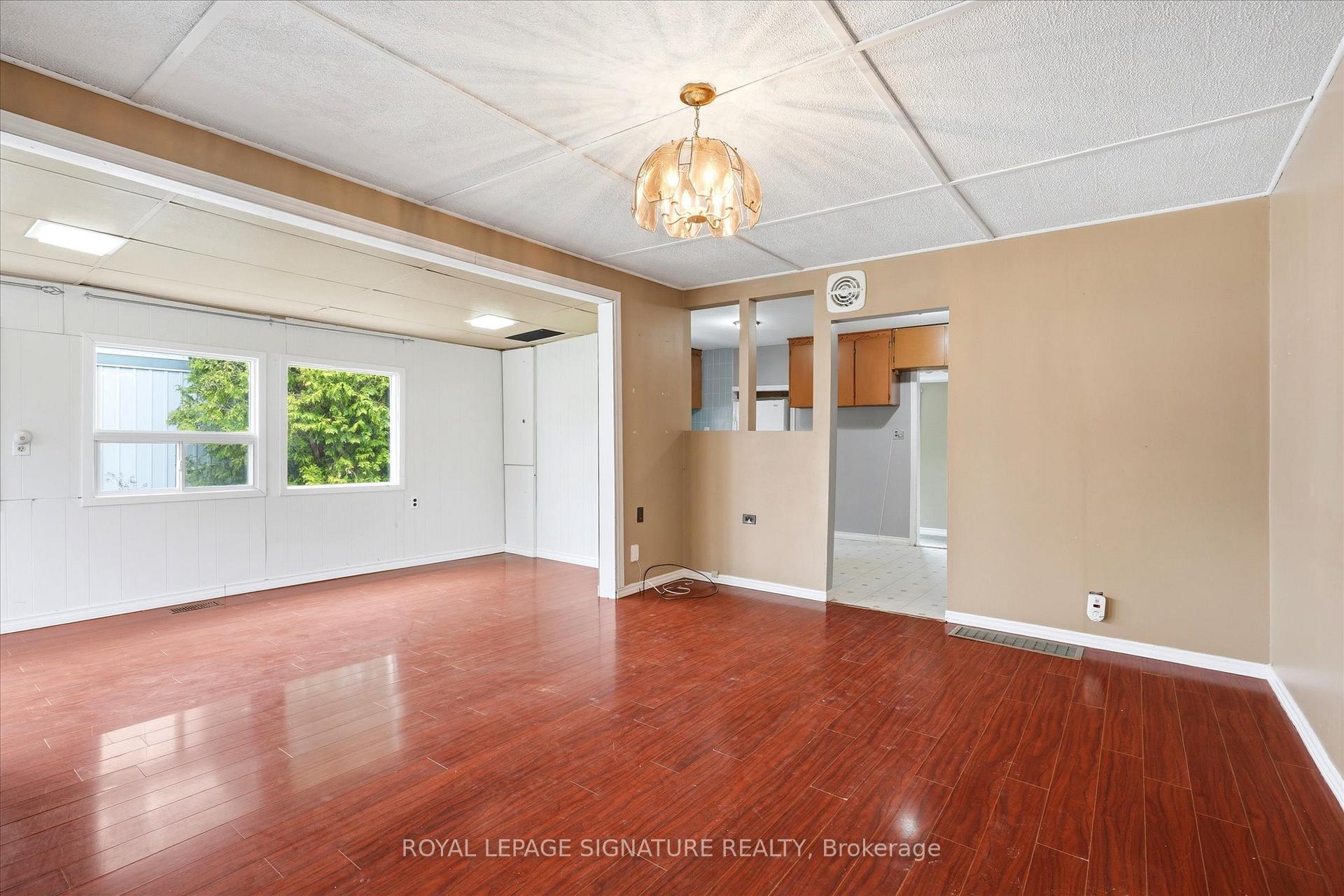 54 Farley Circle, Georgina — photo 2 of 5