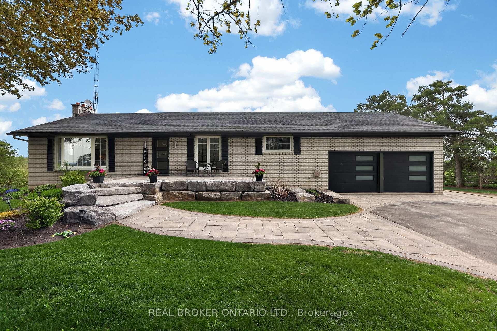 22213 Catering Road, East Gwillimbury, ON L0G 1R0 — East Gwillimbury, Ontario