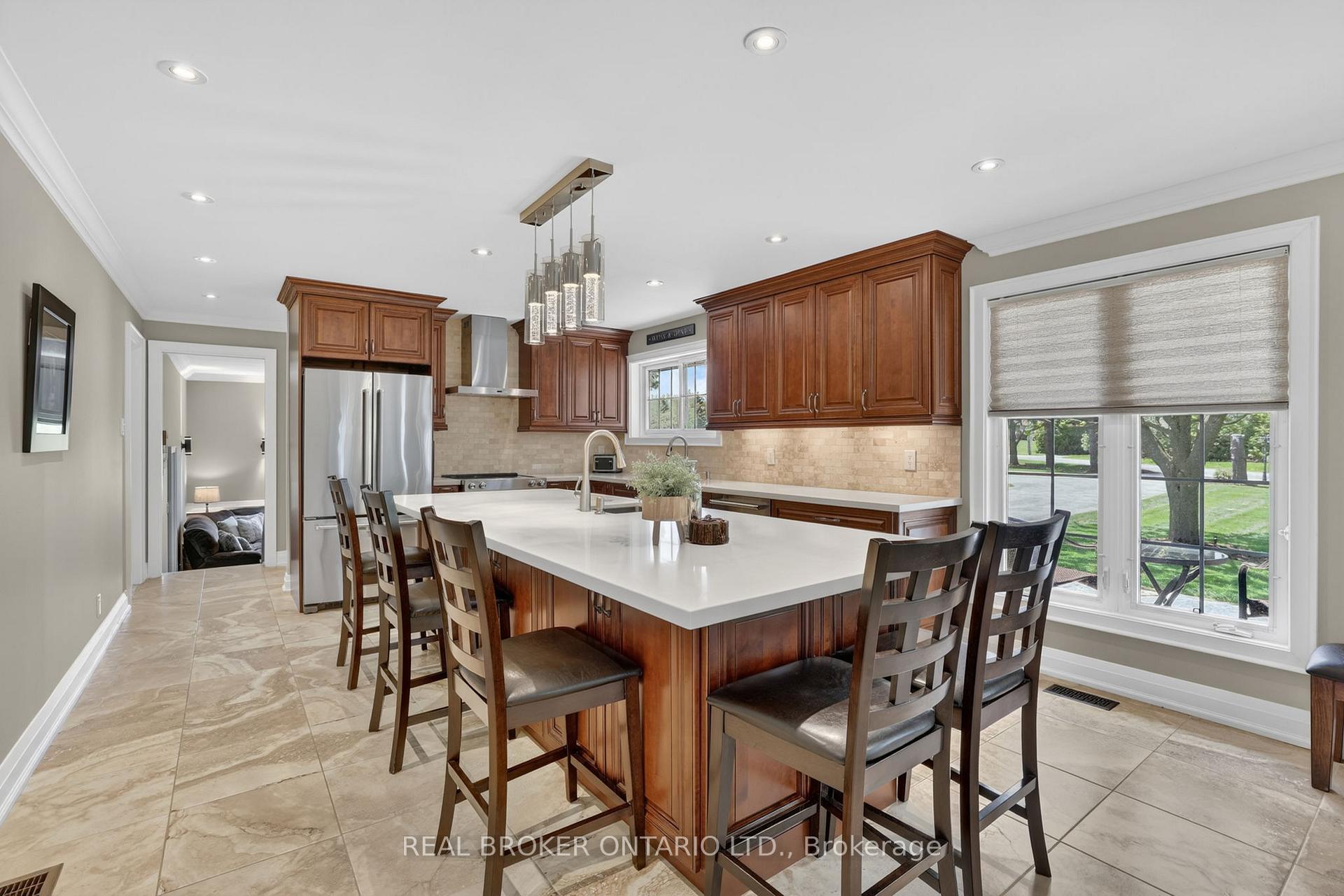 22213 Catering Road, East Gwillimbury — photo 5 of 5