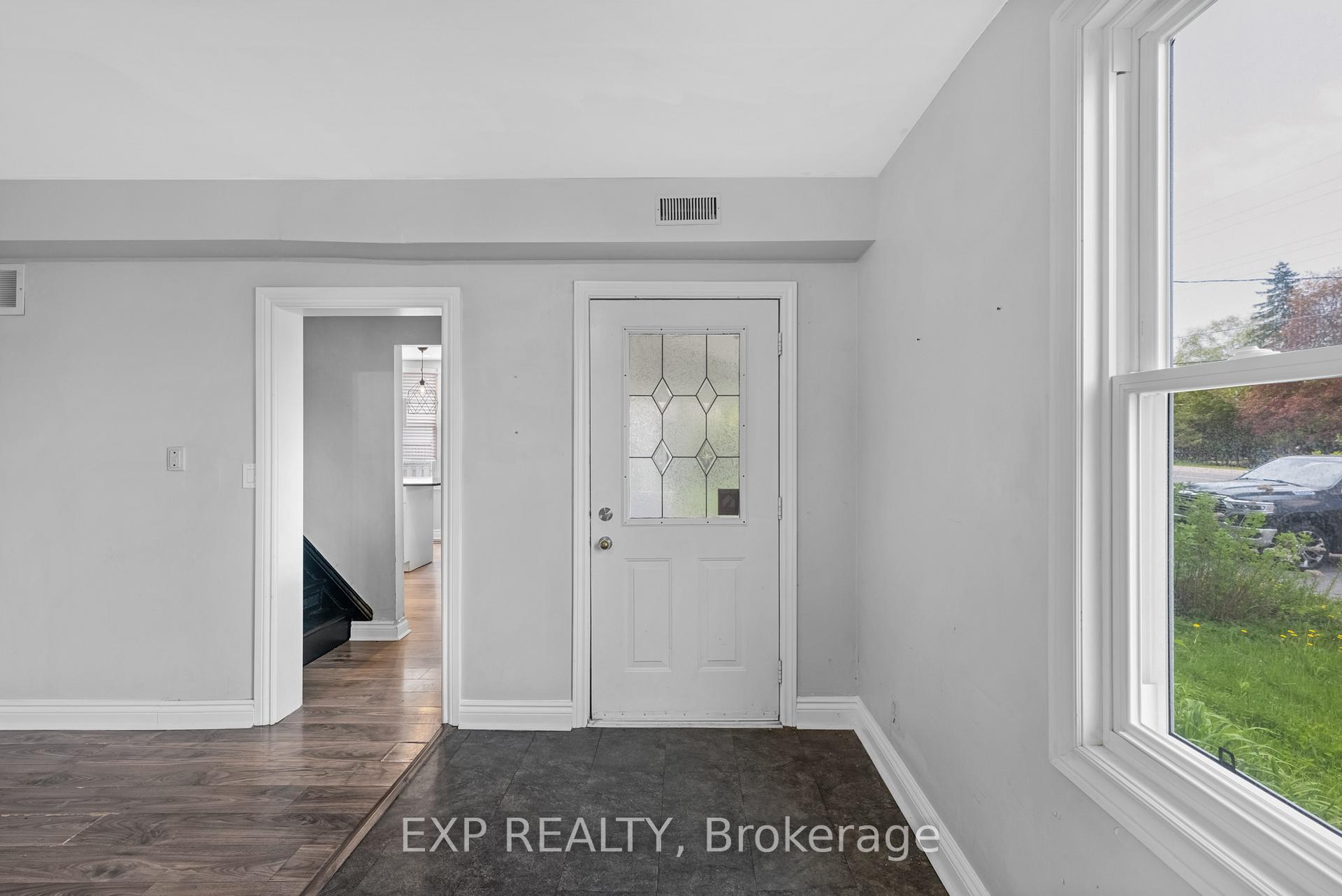 21023 Dalton Road, Georgina — photo 4 of 5