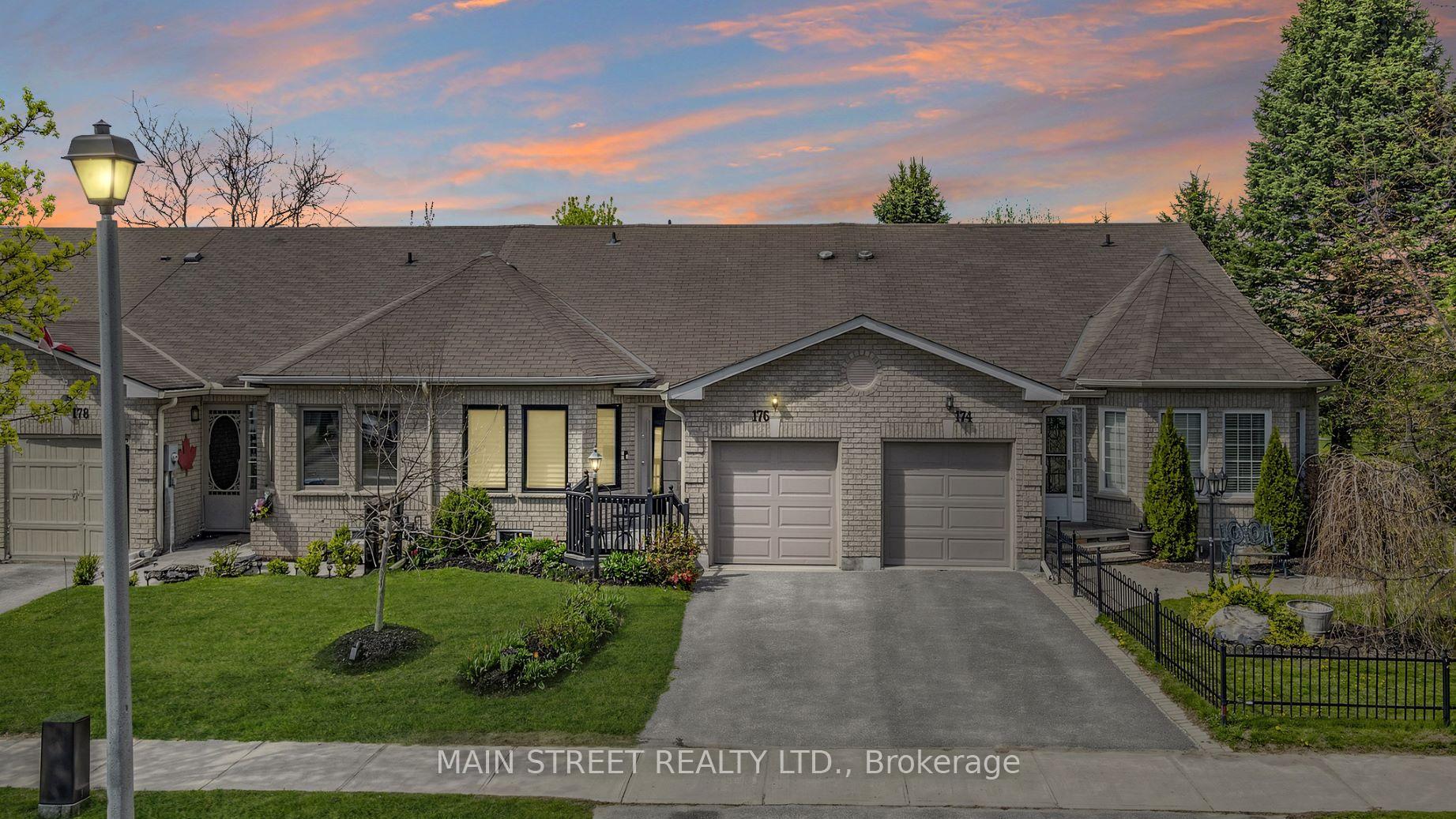176 Mainprize Crescent, East Gwillimbury — photo 2 of 5
