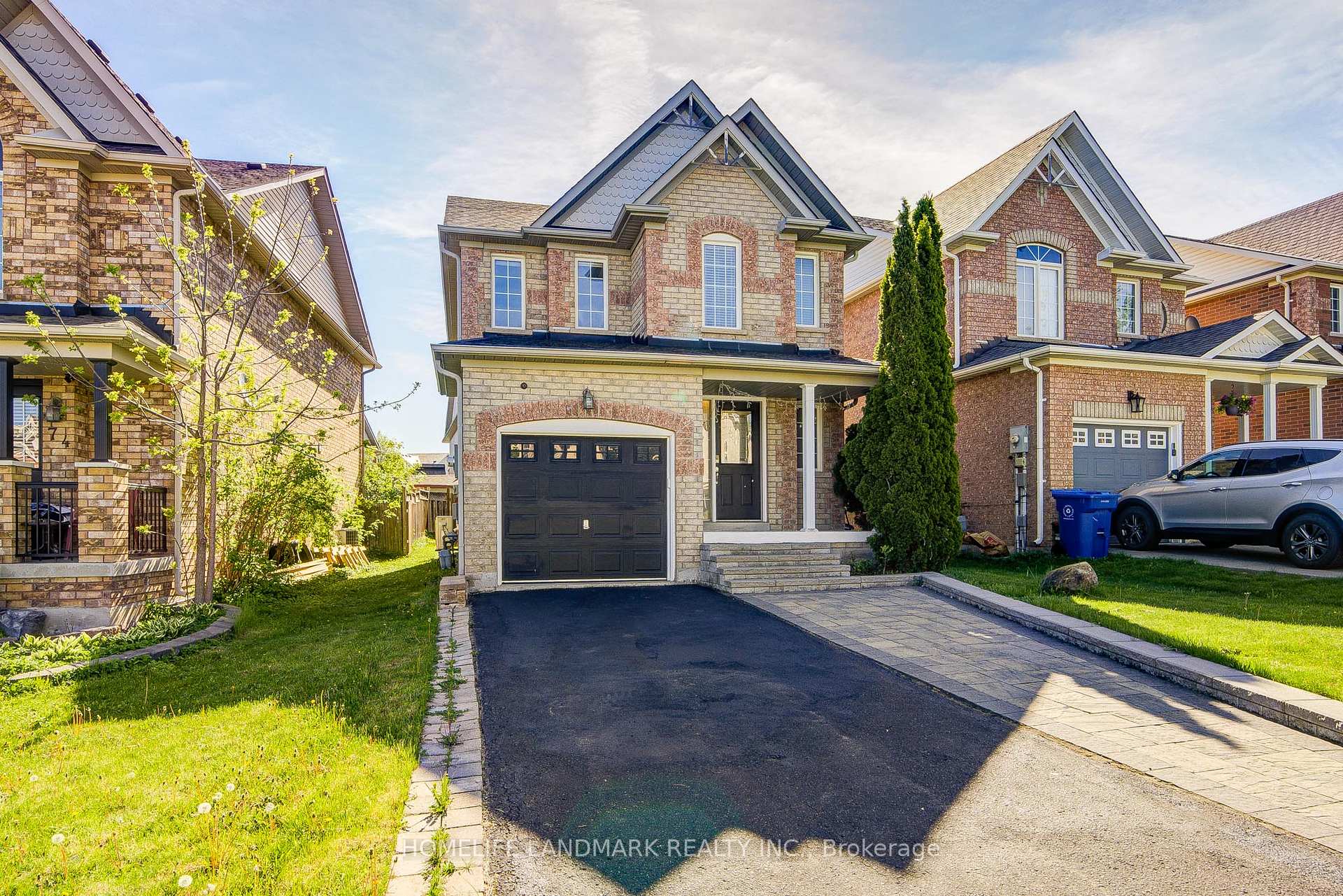 72 Margaret Graham Crescent, East Gwillimbury — photo 2 of 5