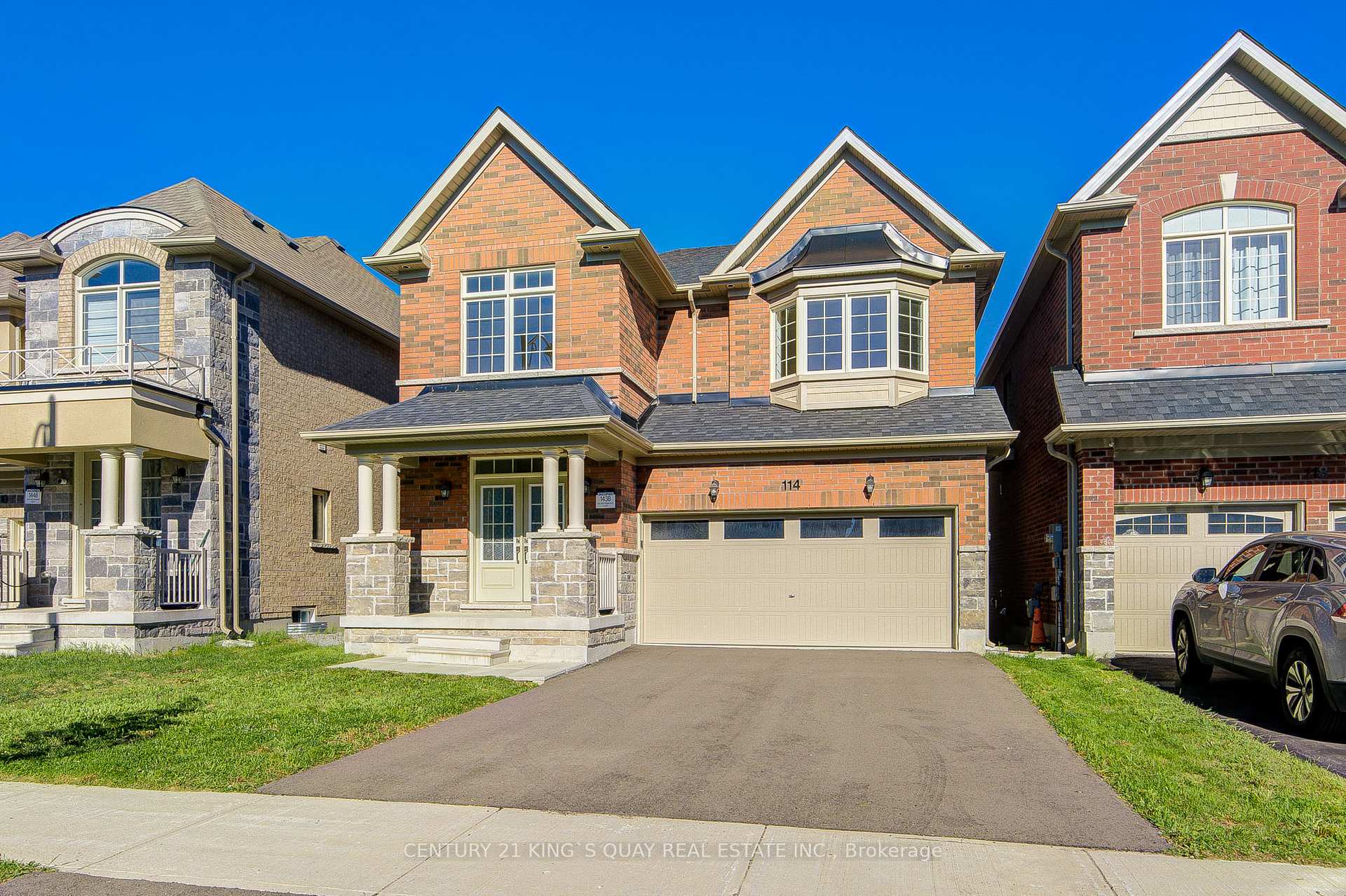 114 Watershed Gate, East Gwillimbury — photo 2 of 5