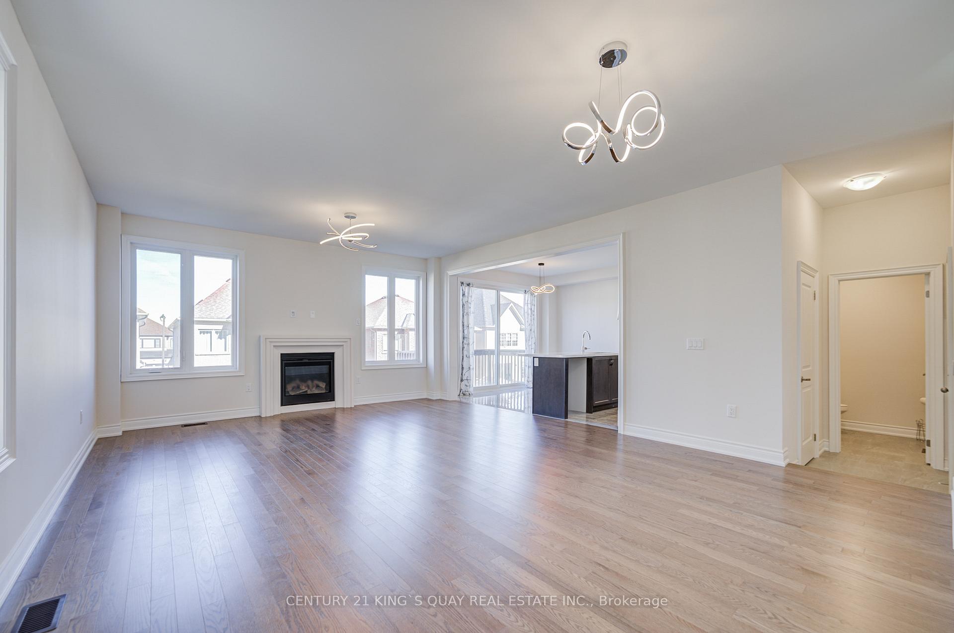 114 Watershed Gate, East Gwillimbury — photo 4 of 5