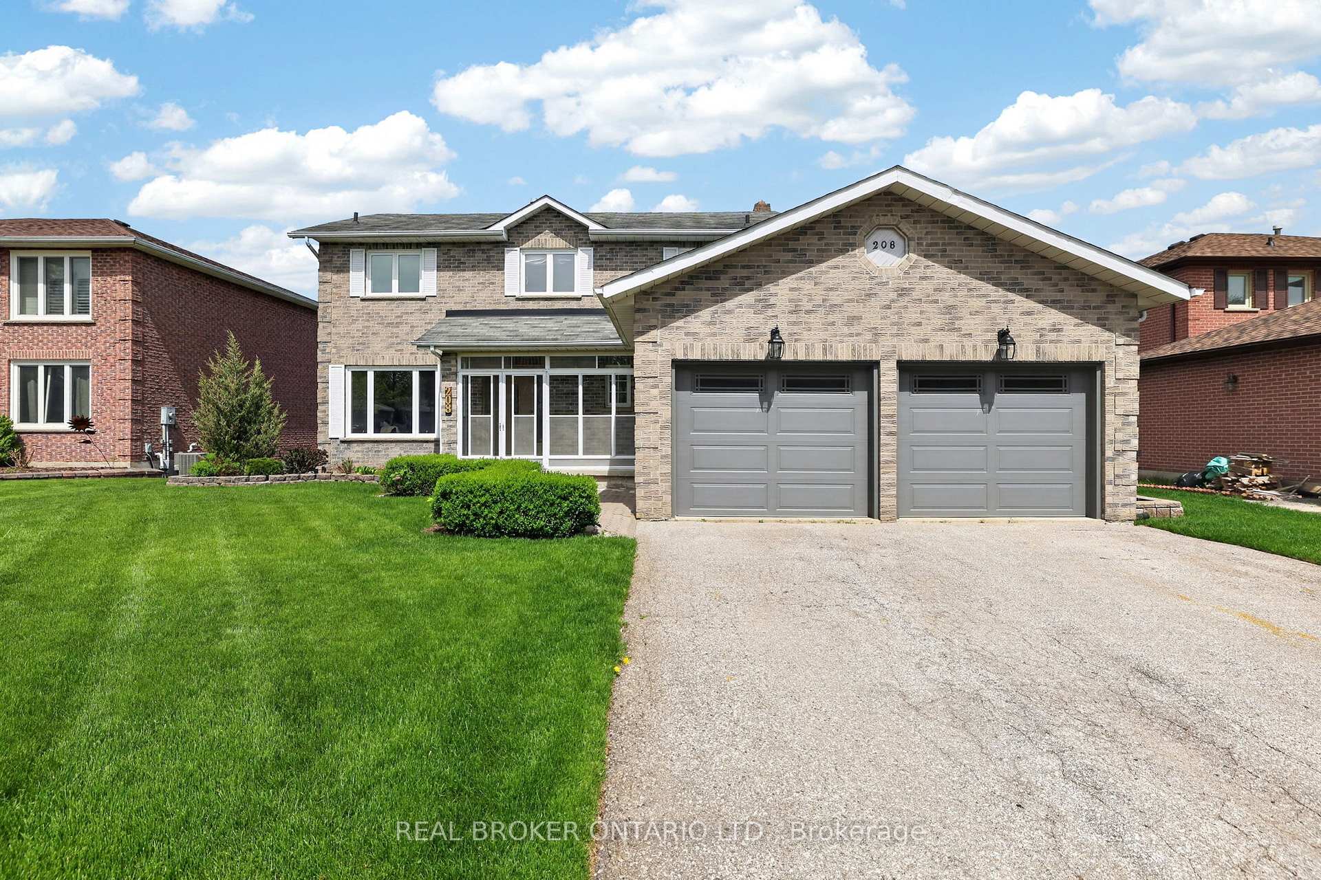 208 Stegman Road, East Gwillimbury, ON L9N 1B6 — East Gwillimbury, Ontario