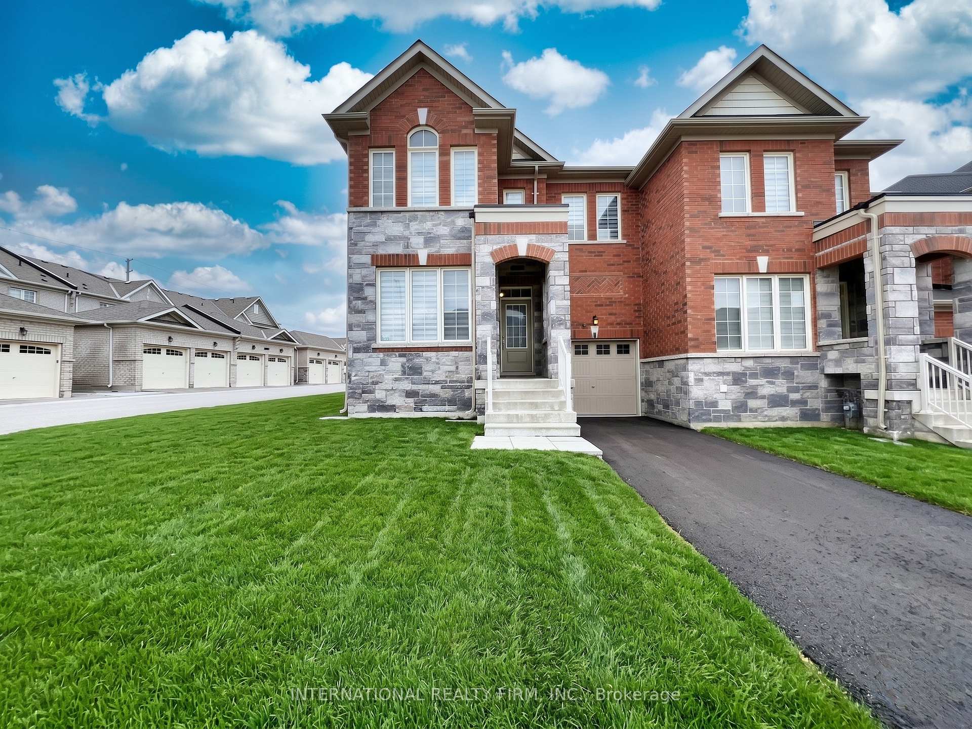 1 frederick pearson Street, East Gwillimbury, ON L0G 1R0 — East Gwillimbury, Ontario