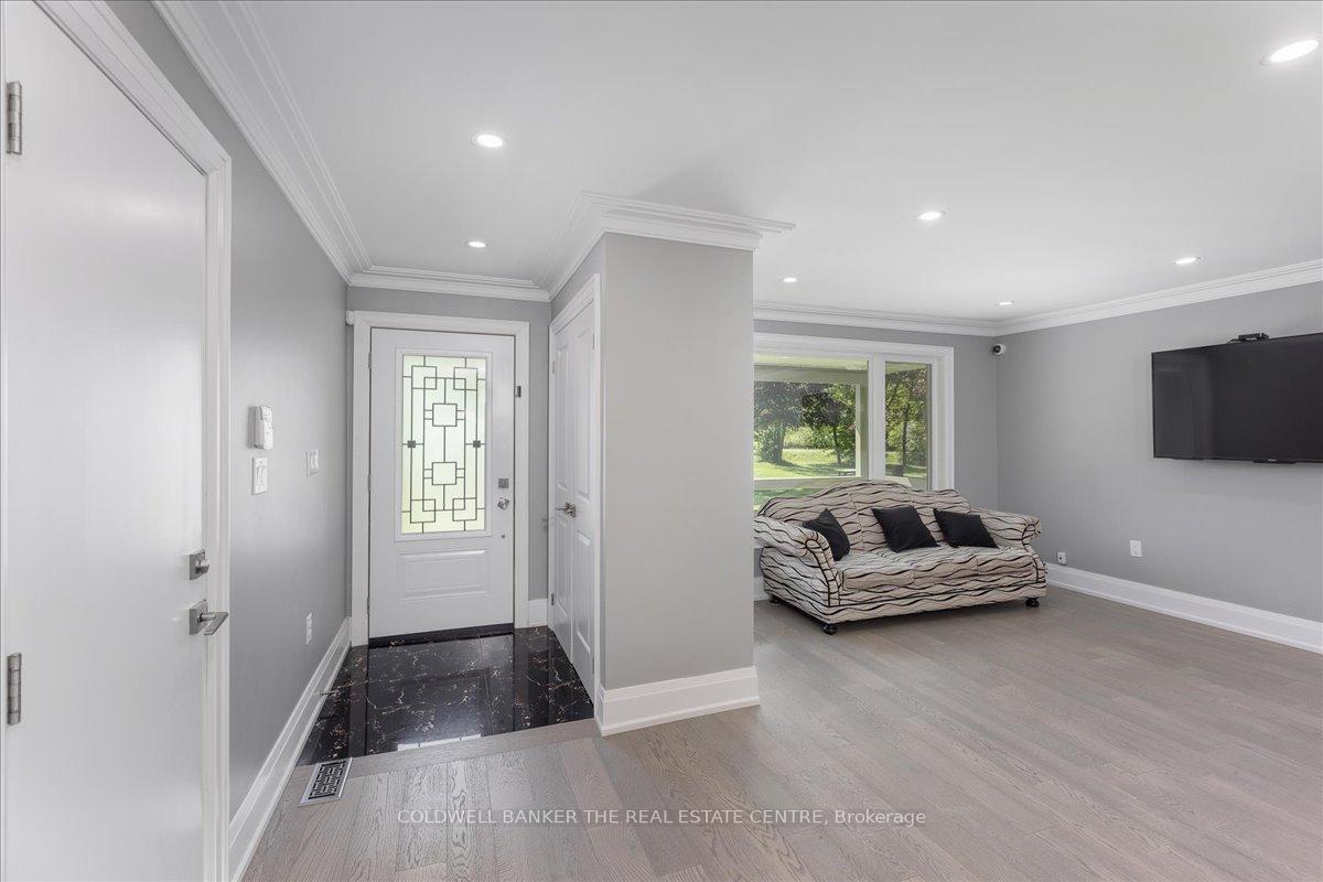 4244 Doane Road, East Gwillimbury — photo 3 of 5