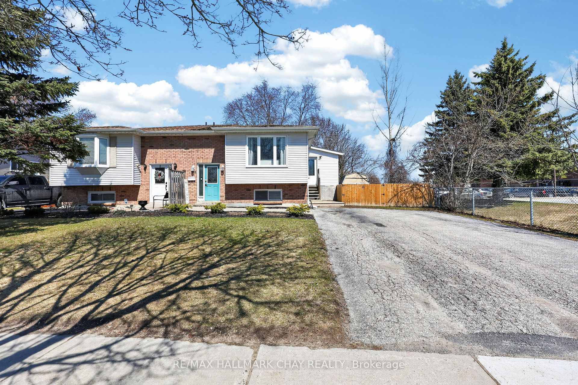 58 Biscayne Boulevard, Georgina, ON L4P 3M8 — Georgina, Ontario