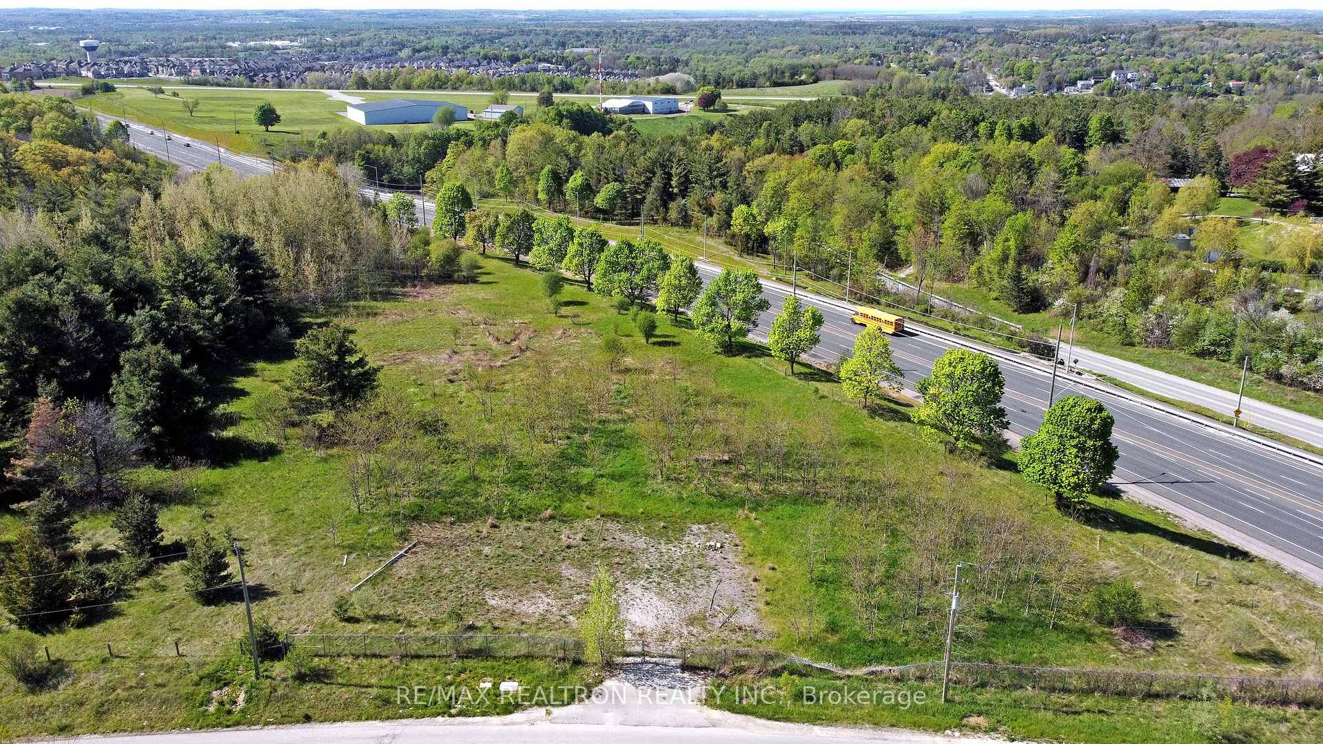 124 Morning Side Road, East Gwillimbury — photo 2 of 5