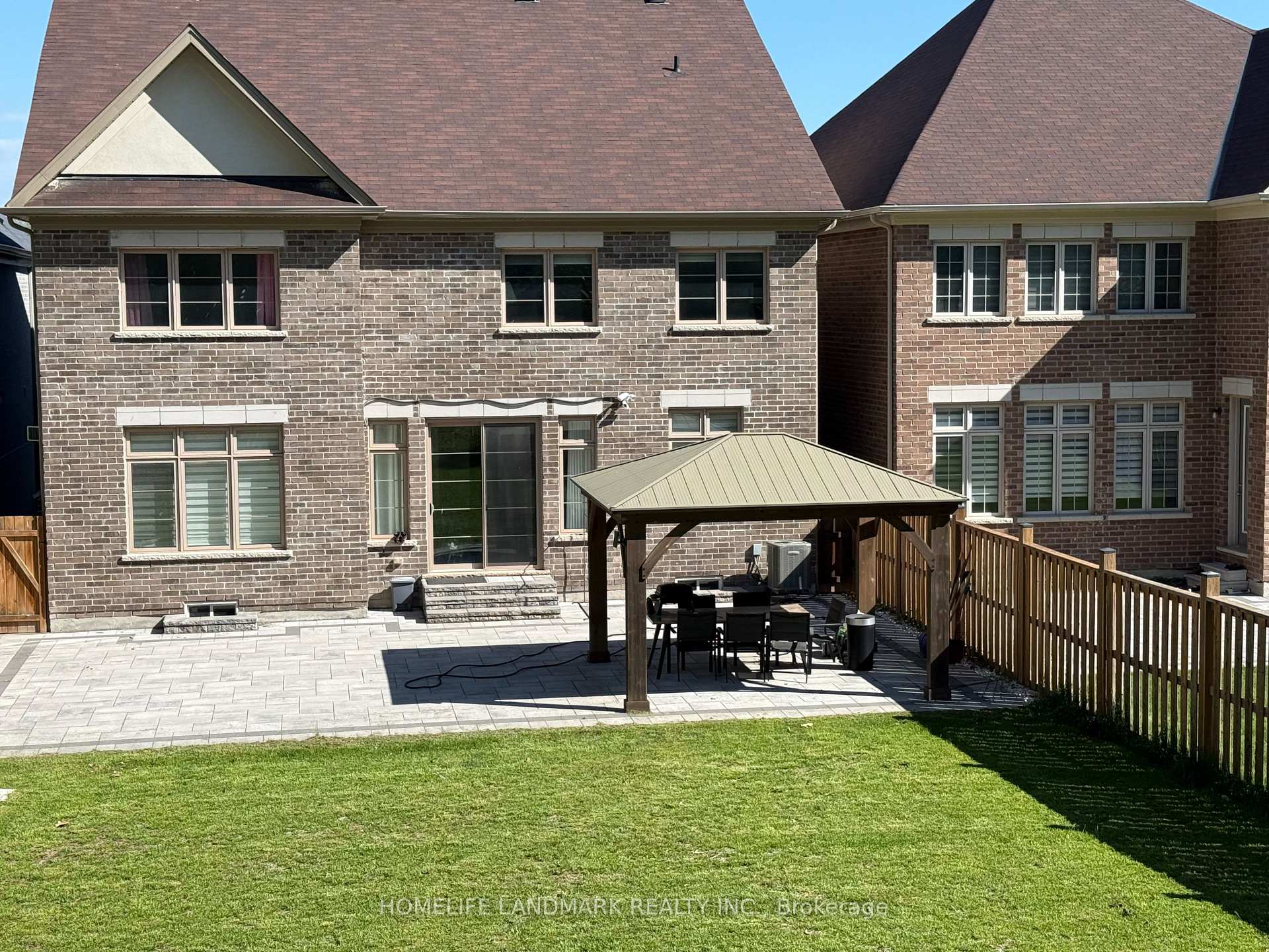 46 Forest Edge Crescent, East Gwillimbury — photo 3 of 5