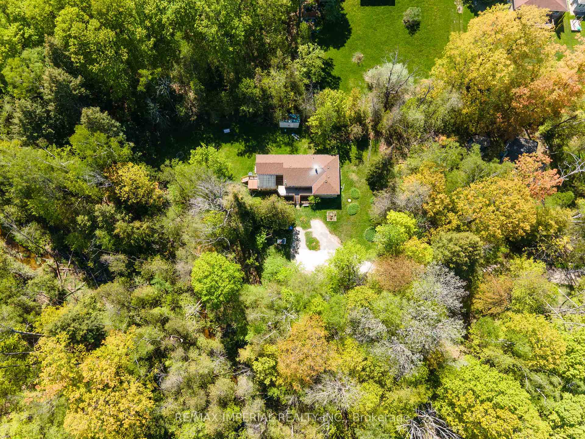 6 Edith Street, Georgina, ON L0E 1L0 — Georgina, Ontario