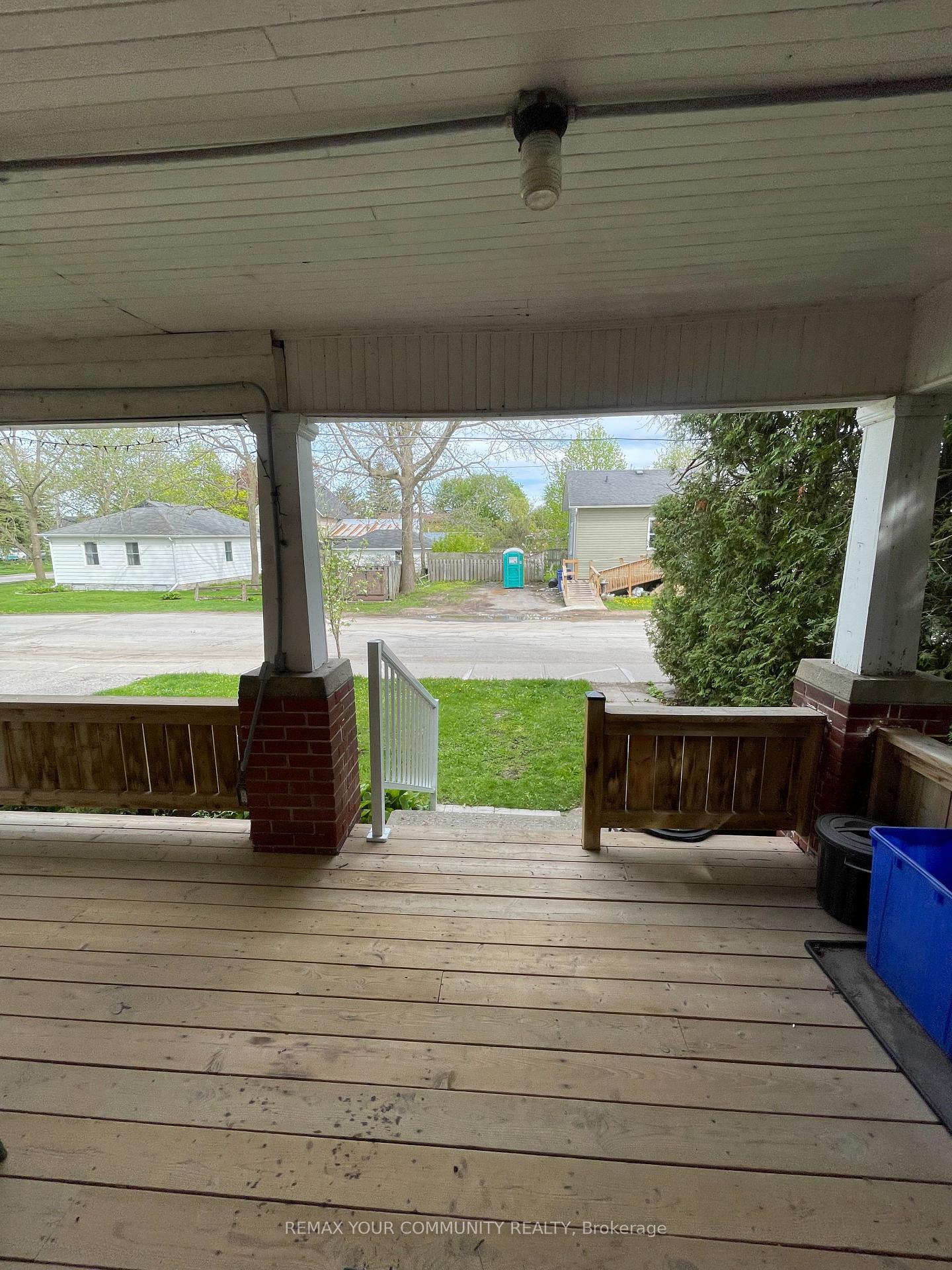 50 Middle Street 2, Georgina — photo 4 of 5