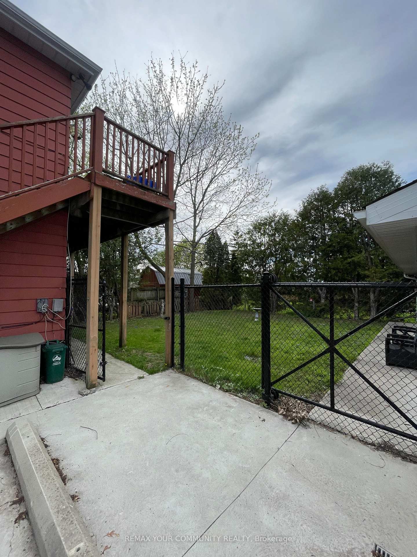 50 Middle Street 2, Georgina — photo 5 of 5