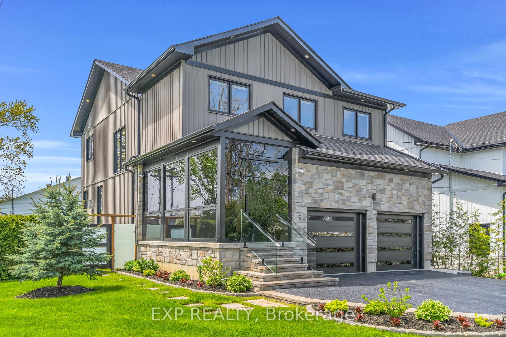5 Farley Circle, Georgina — photo 3 of 5