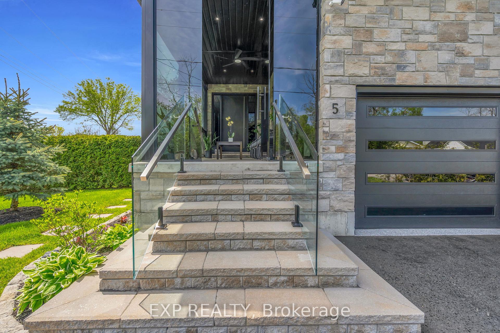 5 Farley Circle, Georgina — photo 5 of 5